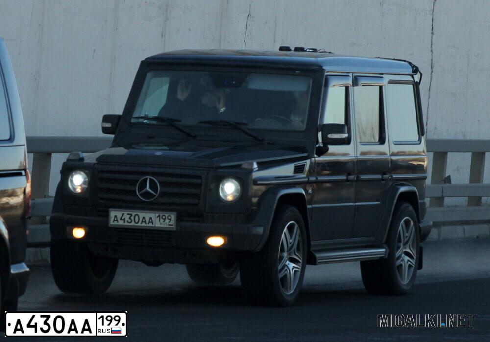 Фото автомобиля MERCEDES G-KLASSE, 2011 — госномер О272АА178. Цвет: ЧЕРНЫЙ