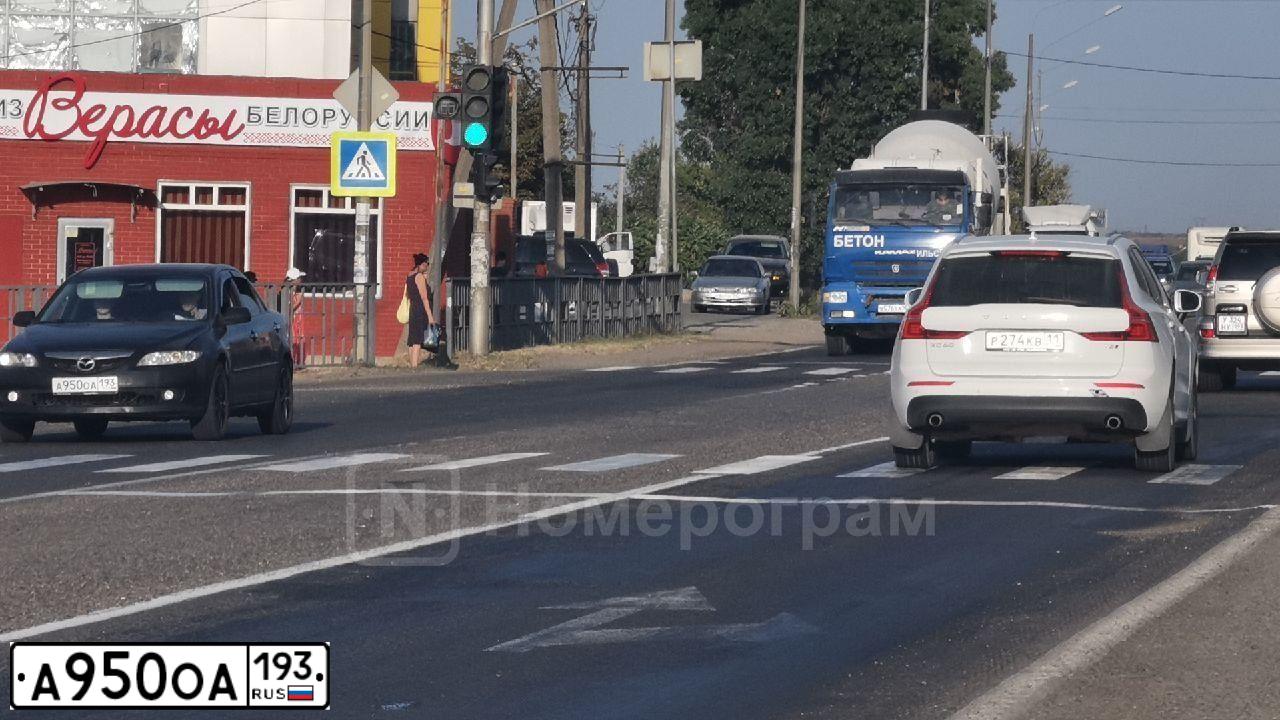 Фото автомобиля MAZDA 6, 2007 — госномер Х236КХ98. Цвет: ЧЕРНЫЙ