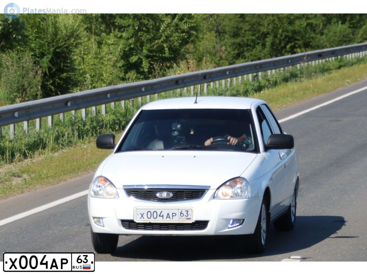 Фото автомобиля LADA 2121 NIVA, 2013 — госномер М800НЕ763. Цвет: ЯРКО-БЕЛЫЙ