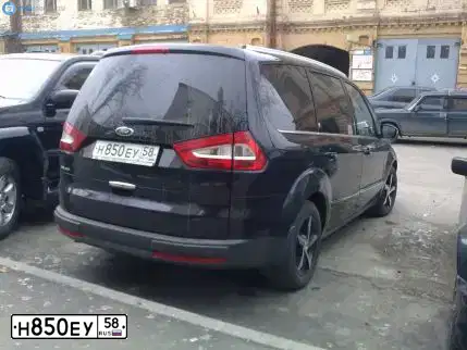 Фото автомобиля HYUNDAI GRAND SANTA FE, 2017 — госномер Н850ЕУ58. Цвет: ЧЕРНЫЙ