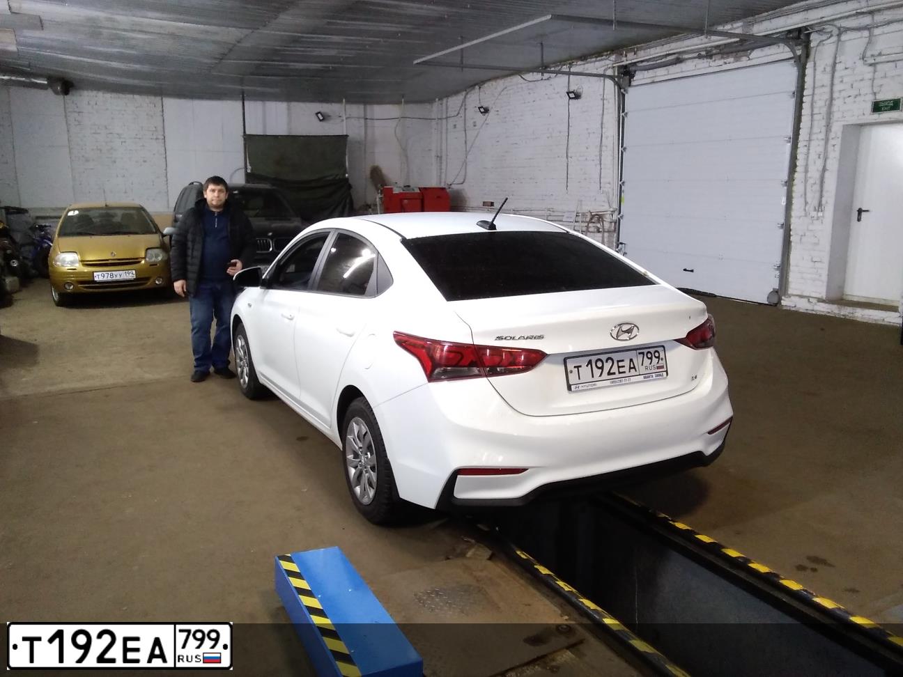 Фото автомобиля HYUNDAI SOLARIS, 2018 — госномер Т192ЕА799. Цвет: Белый
