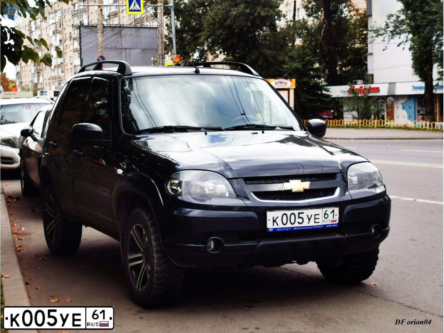 Фото автомобиля MAZDA CX-7, 2010 — госномер К005УЕ61. Цвет: Белый