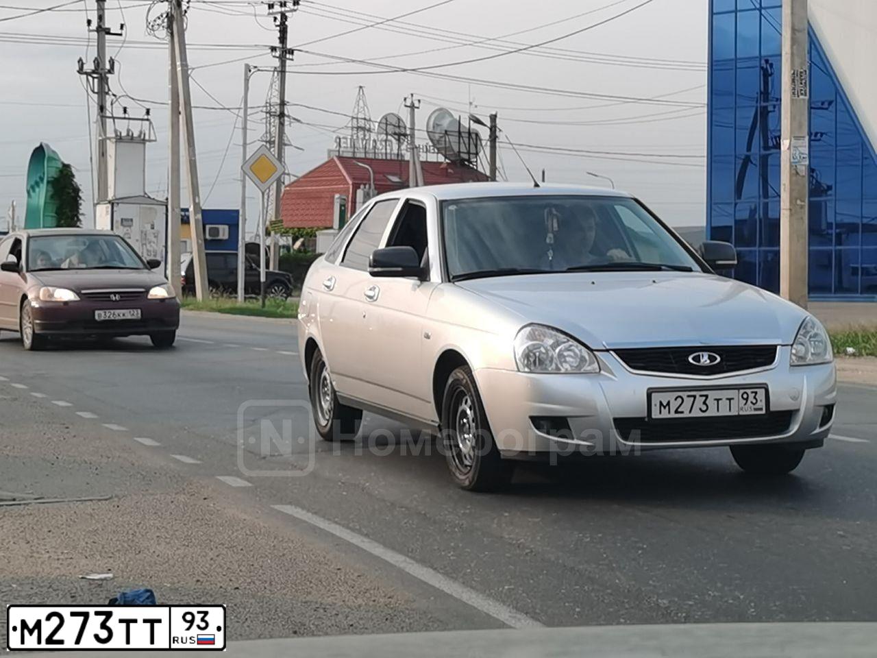 Фото автомобиля LADA 2172 PRIORA, 2010 — госномер М273ТТ93. Цвет: СЕРЕБРИСТЫЙ