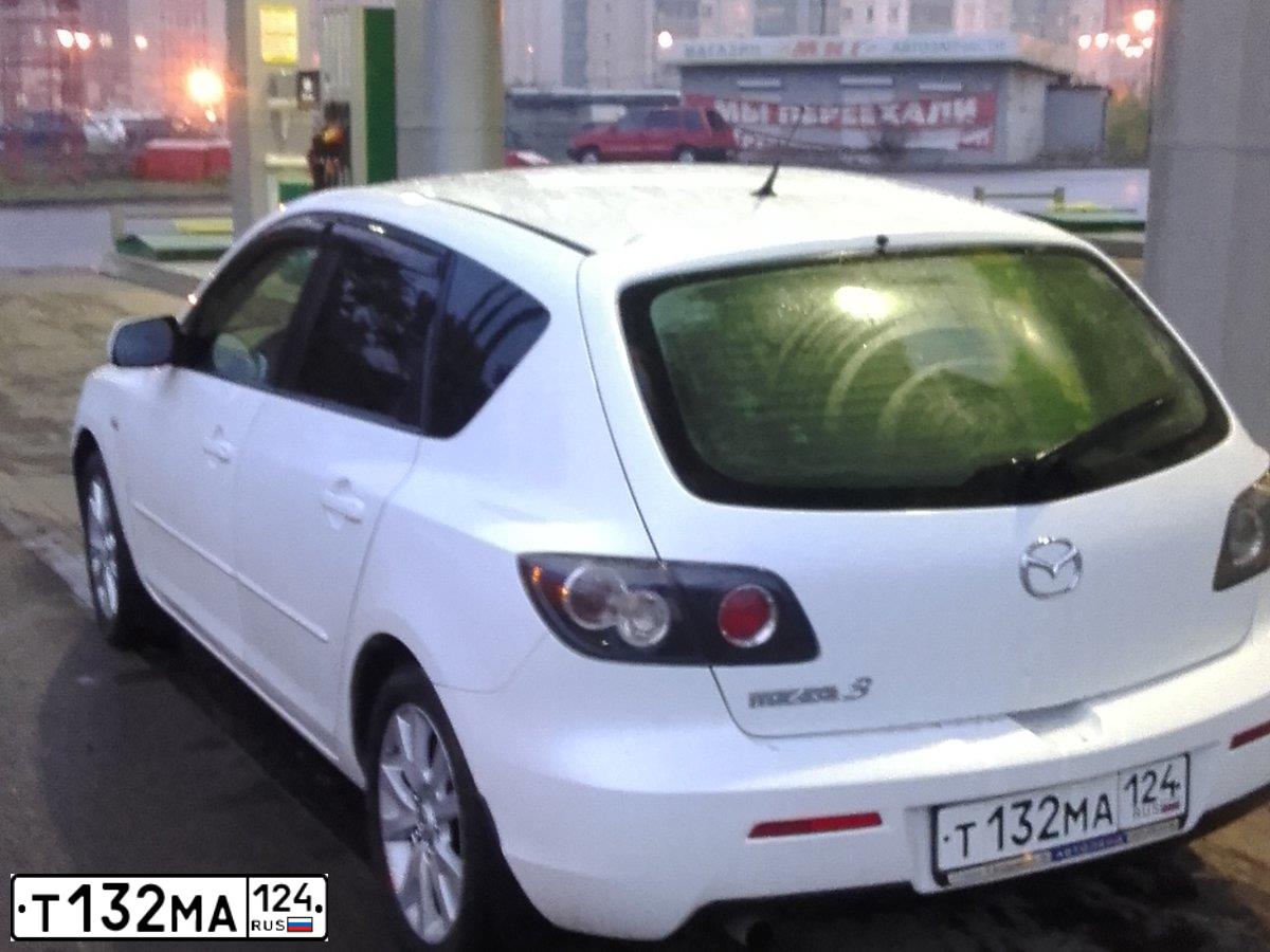 Фото автомобиля MAZDA 3, 2007 — госномер Х022ТК02. Цвет: Белый