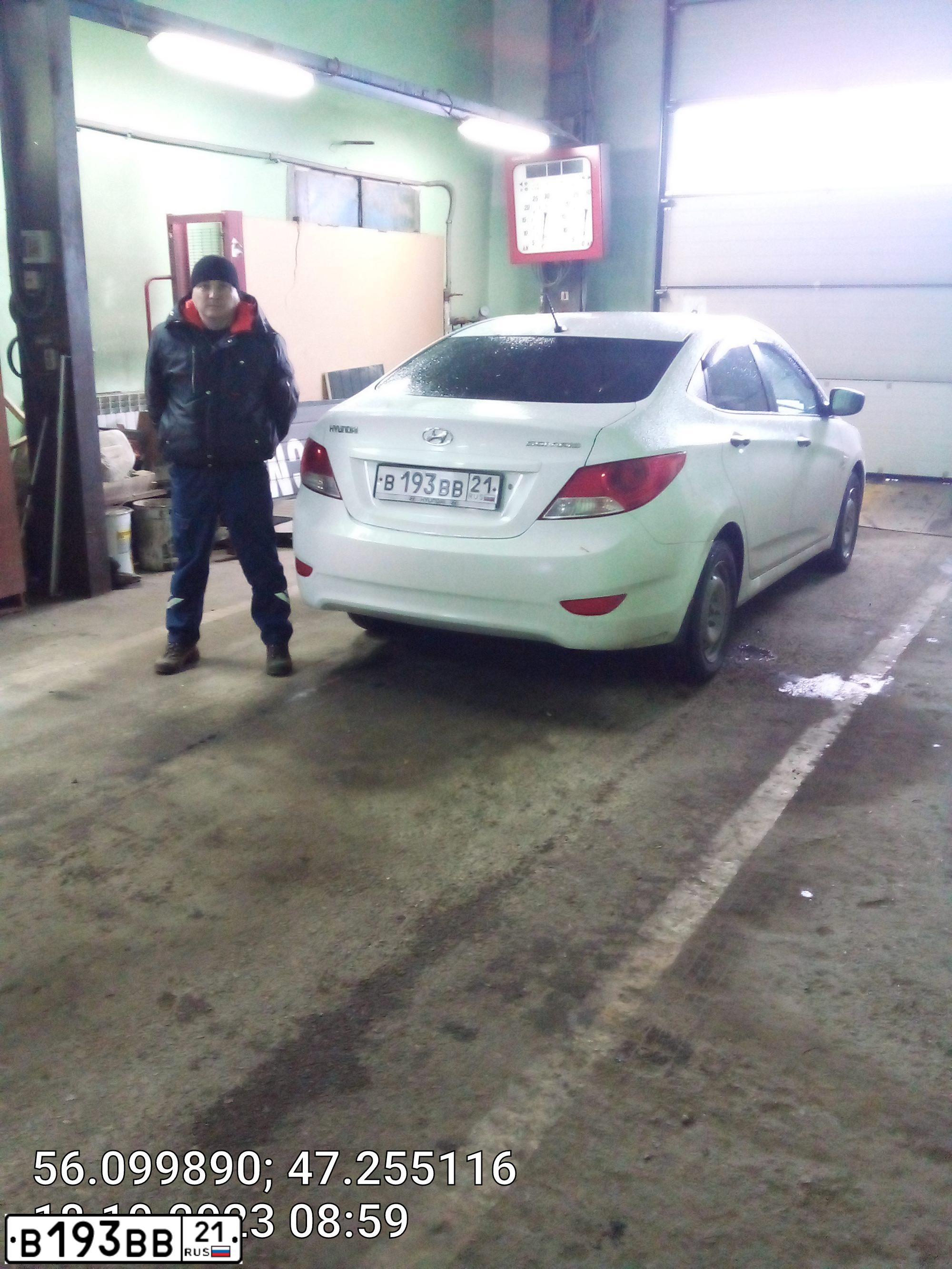 Фото автомобиля HYUNDAI SOLARIS, 2012 — госномер В193ВВ21. Цвет: БЕЛЫЙ