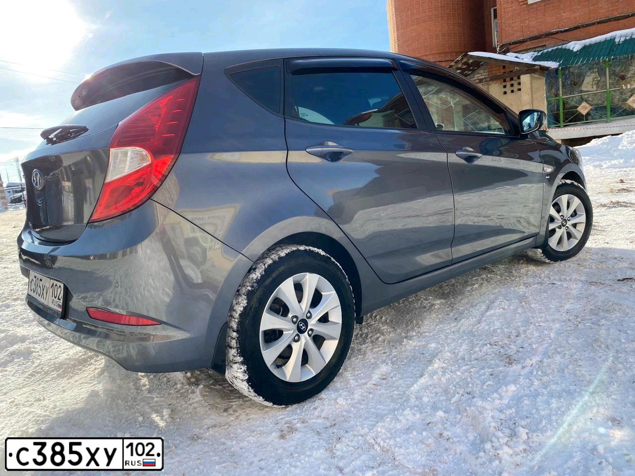 Фото автомобиля HYUNDAI SOLARIS, 2016 — госномер Х293АВ774. Цвет: ТЕМНО-СЕРЫЙ