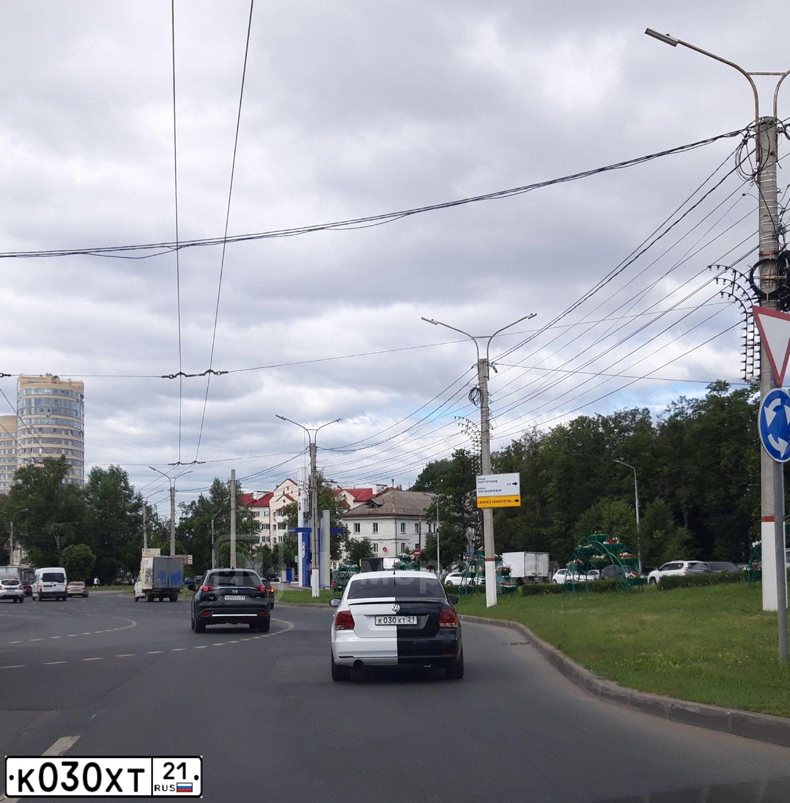 Фото автомобиля VOLKSWAGEN POLO, 2015 — госномер К030ХТ21. Цвет: Белый