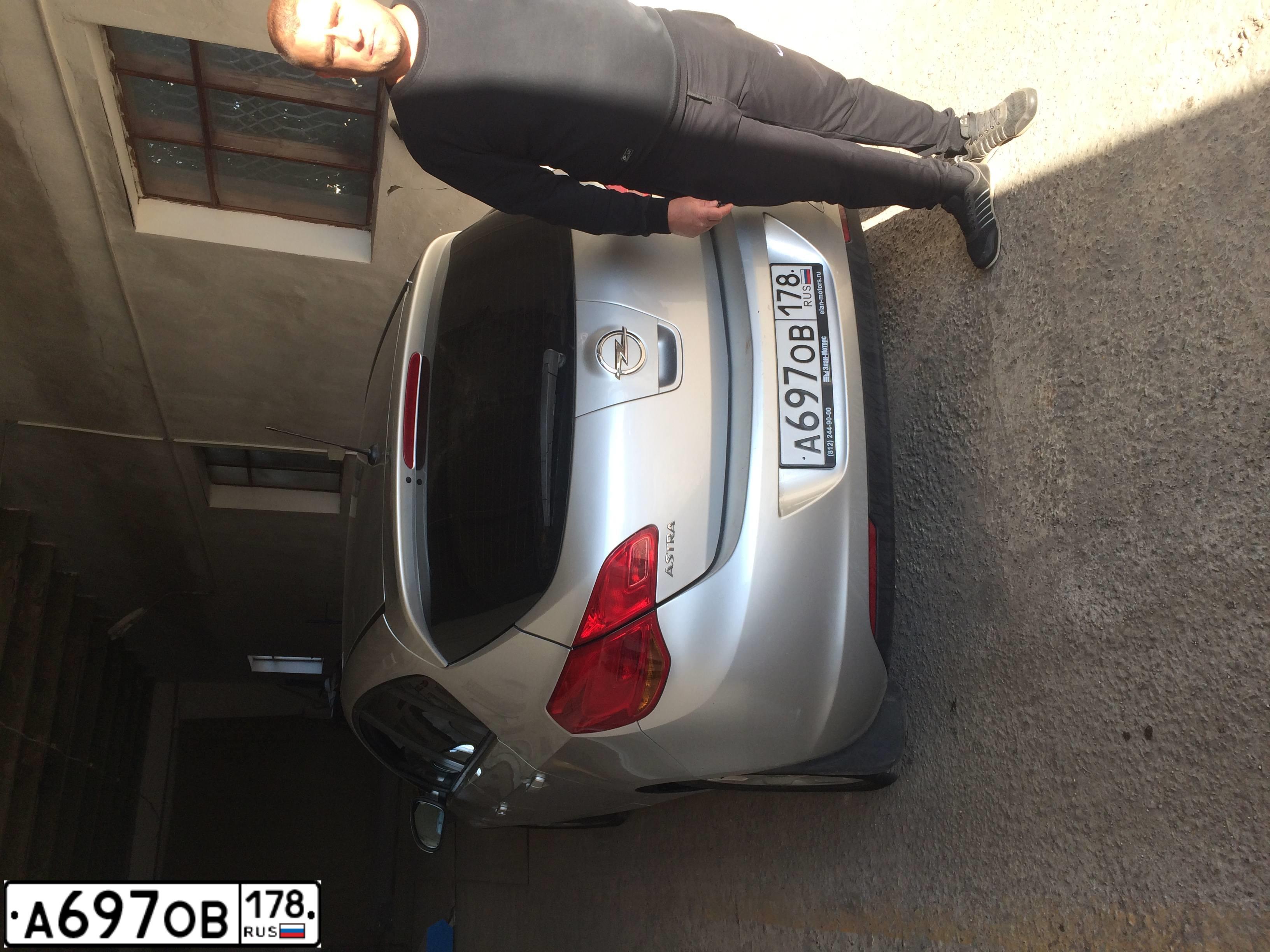 Фото автомобиля OPEL ASTRA, 2010 — госномер О798РТ134. Цвет: СЕРЕБРИСТЫЙ
