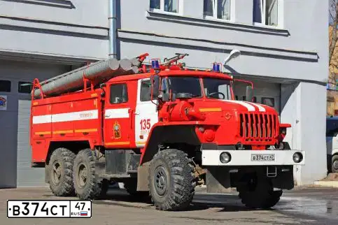 Фото автомобиля БЕЗ МАРКИ 584С00, 2011 — госномер В374СТ47. Цвет: ПО ГОСТ Р 50574-2002