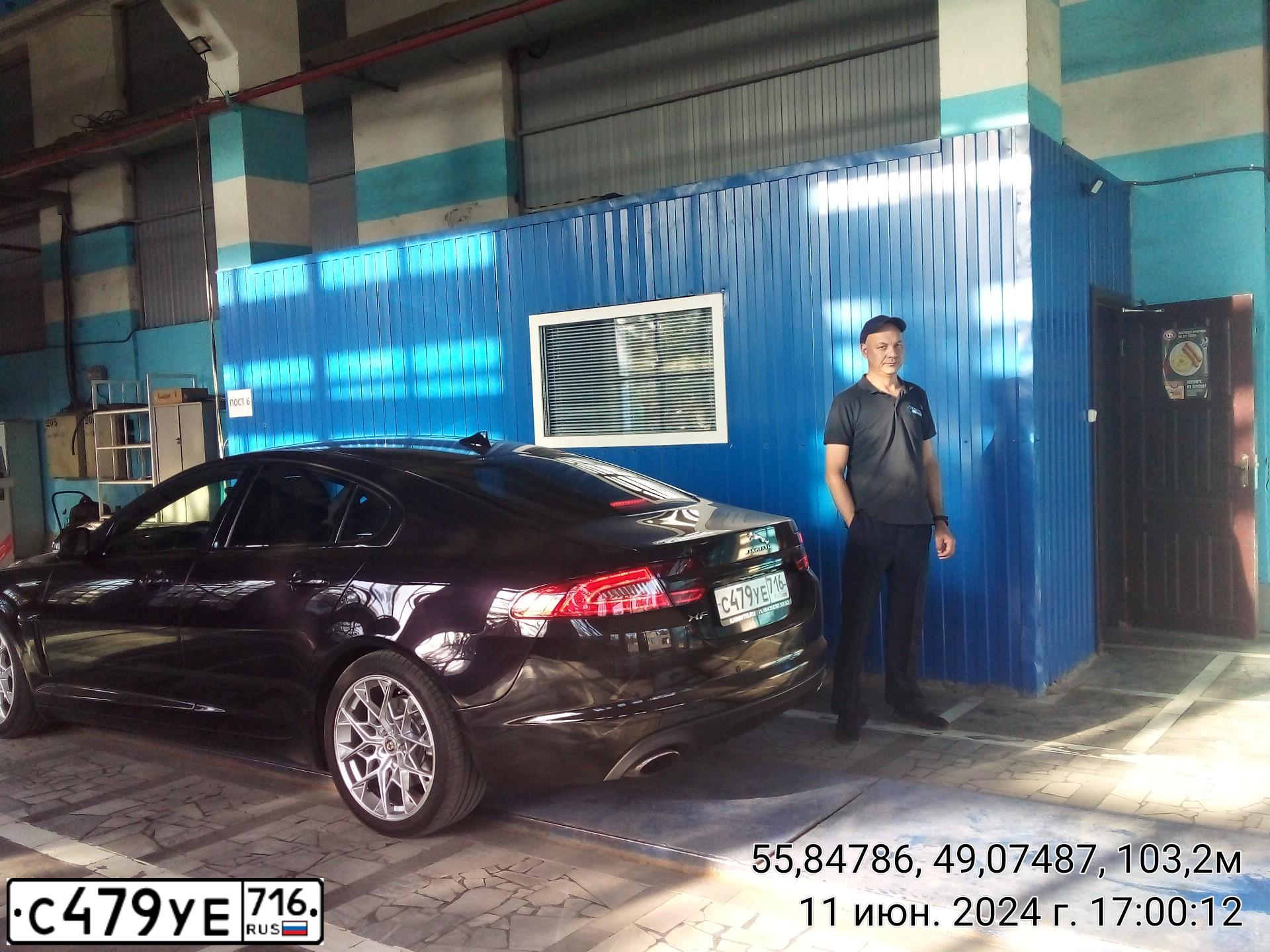 Фото автомобиля JAGUAR XF-SERIE, 2013 — госномер С479УЕ716. Цвет: ЧЕРНЫЙ