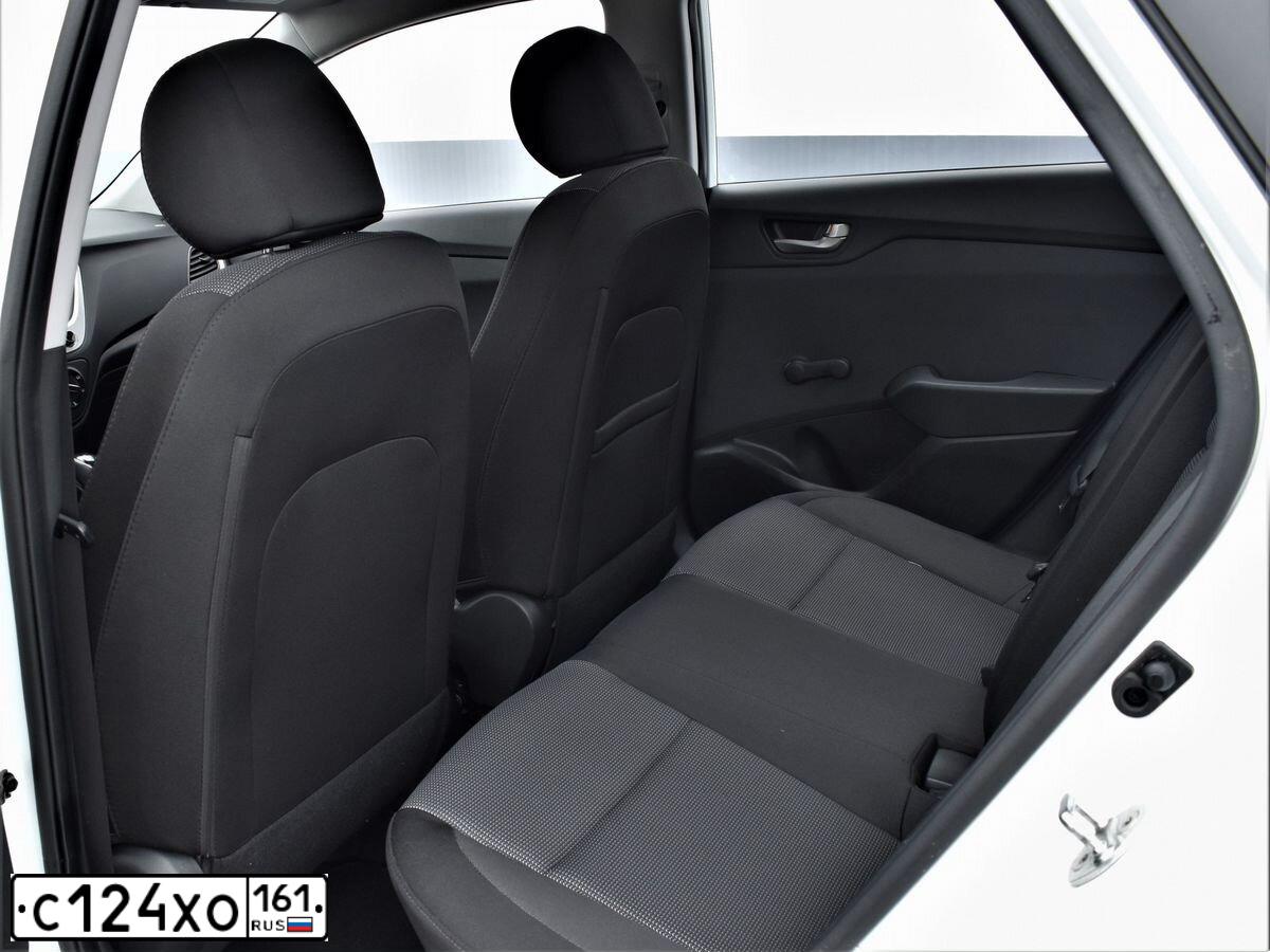 Фото автомобиля HYUNDAI SOLARIS, 2017 — госномер У674ЕА761