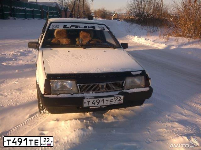 Фото автомобиля LADA 2109 SAMARA, 1996 — госномер М580ТН54. Цвет: Белый