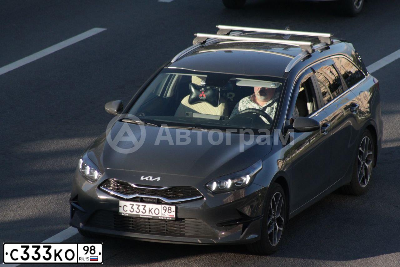 Фото автомобиля LADA 2105 LADA, 2006 — госномер А383СА147. Цвет: ТЕМНО-ВИШНЕВЫЙ