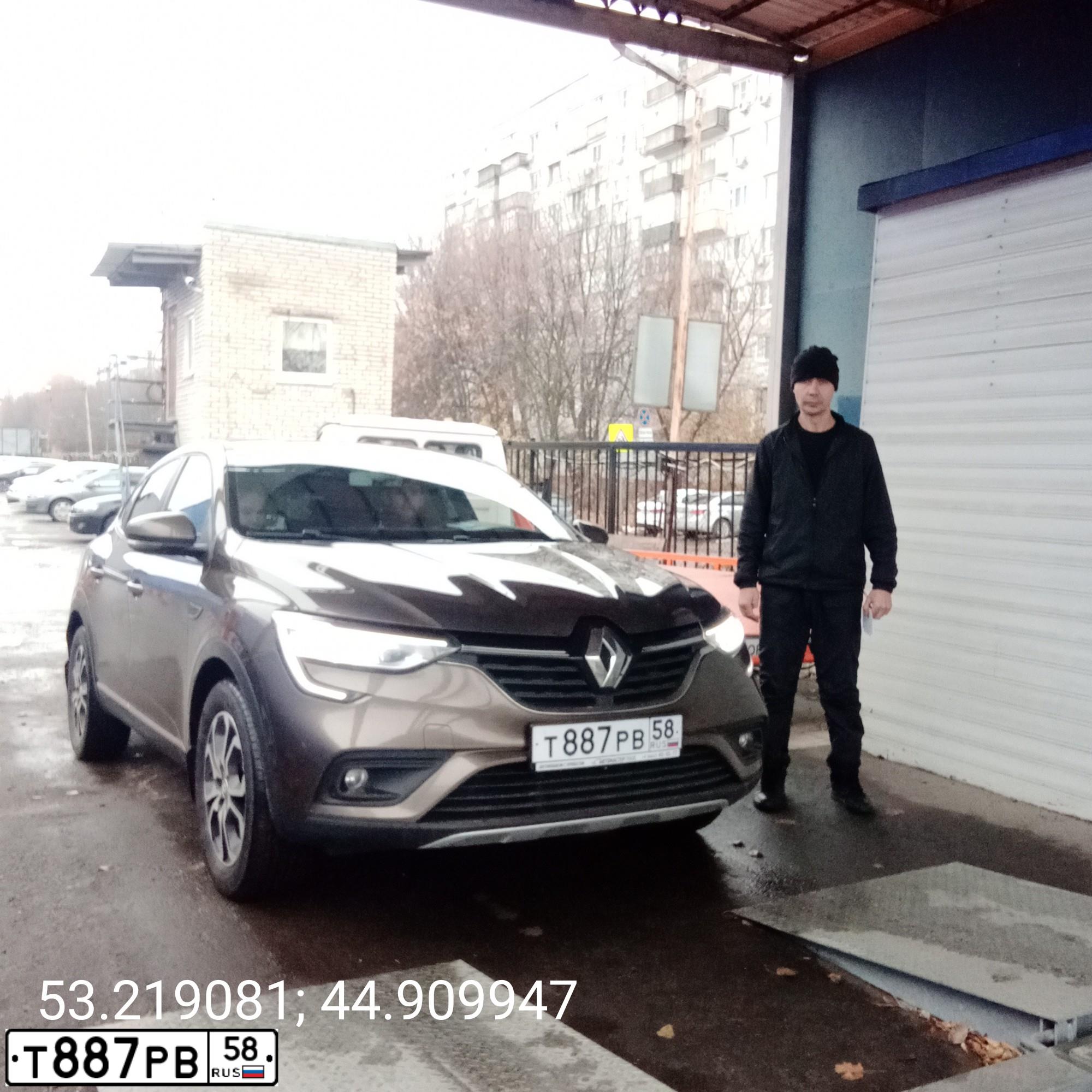 Фото автомобиля RENAULT ARKANA, 2019 — госномер Т797ОХ58. Цвет: Коричневый