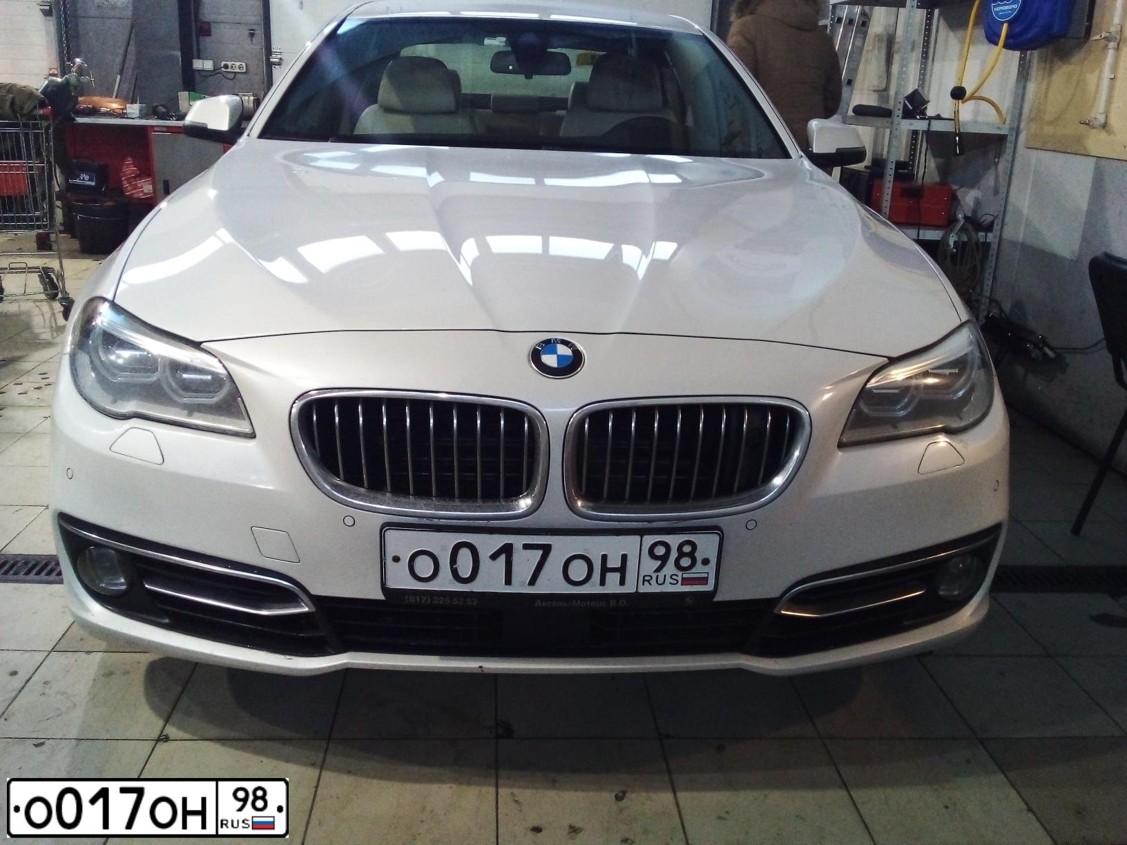 Фото автомобиля BMW SERIE 7, 2009 — госномер С272ВЕ178. Цвет: ЧЕРНЫЙ
