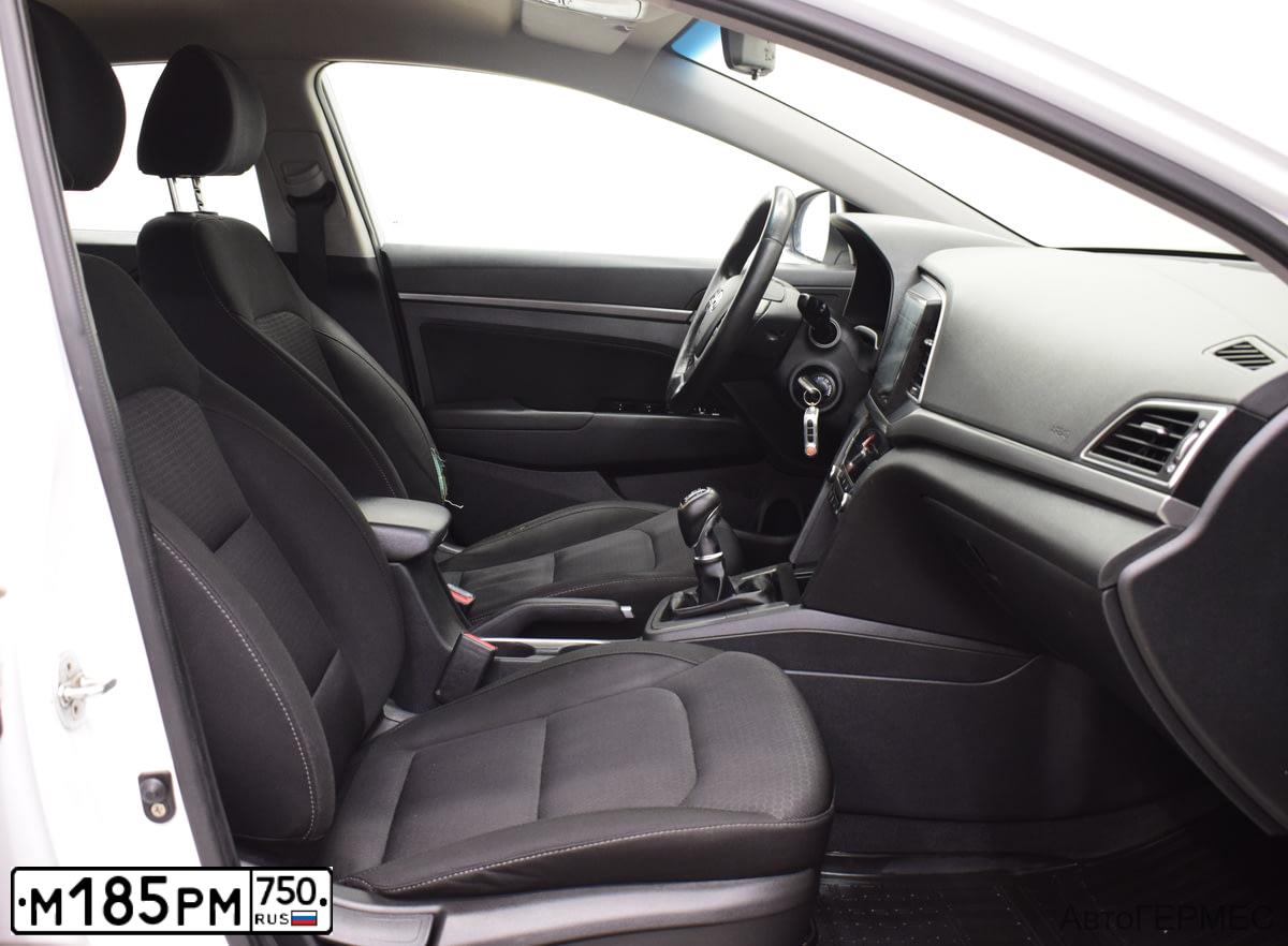 Фото автомобиля HYUNDAI ELANTRA, 2017 — госномер М935ТА67. Цвет: Белый