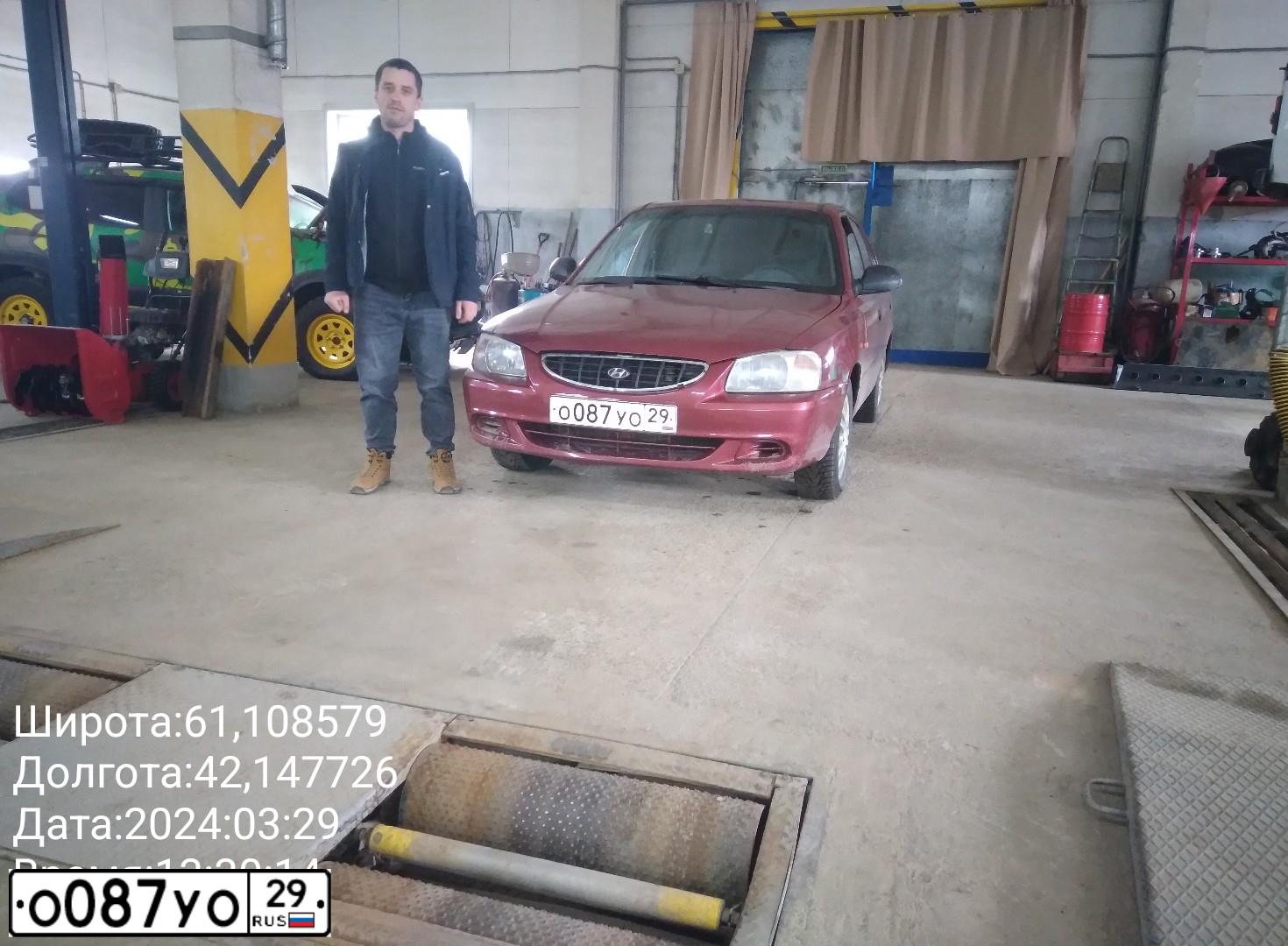 Фото автомобиля TAGAZ ACCENT, 2005 — госномер О087УО29. Цвет: Красный