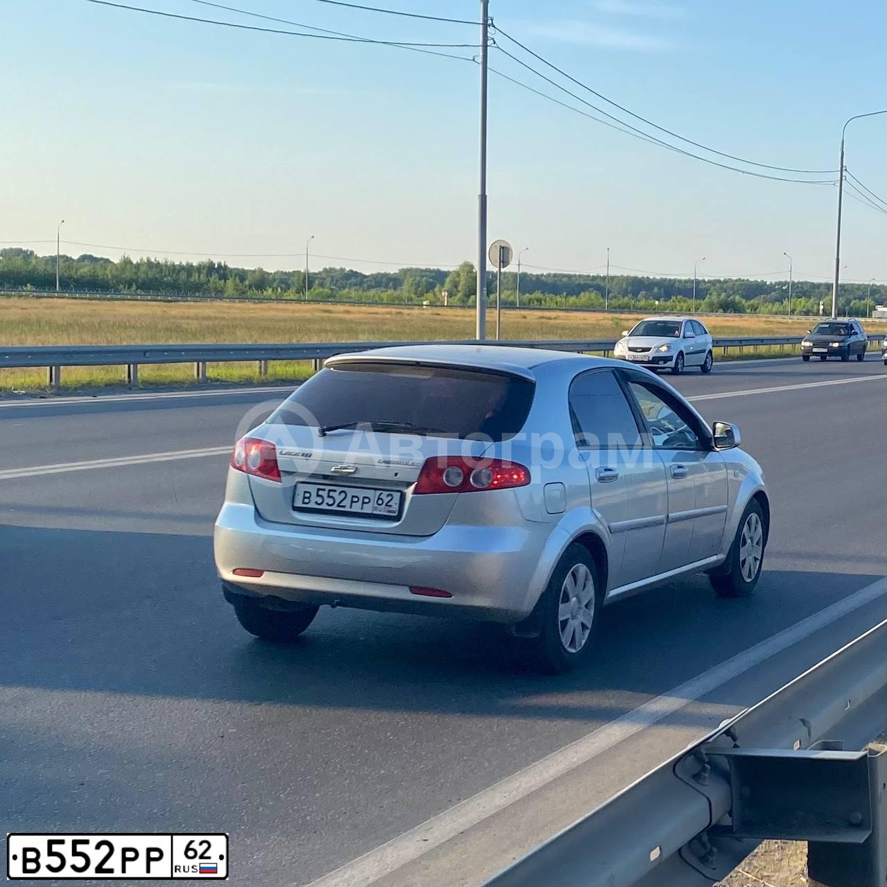 Фото автомобиля CHEVROLET LACETTI, 2010 — госномер А744ОО62. Цвет: СЕРЕБРИСТЫЙ