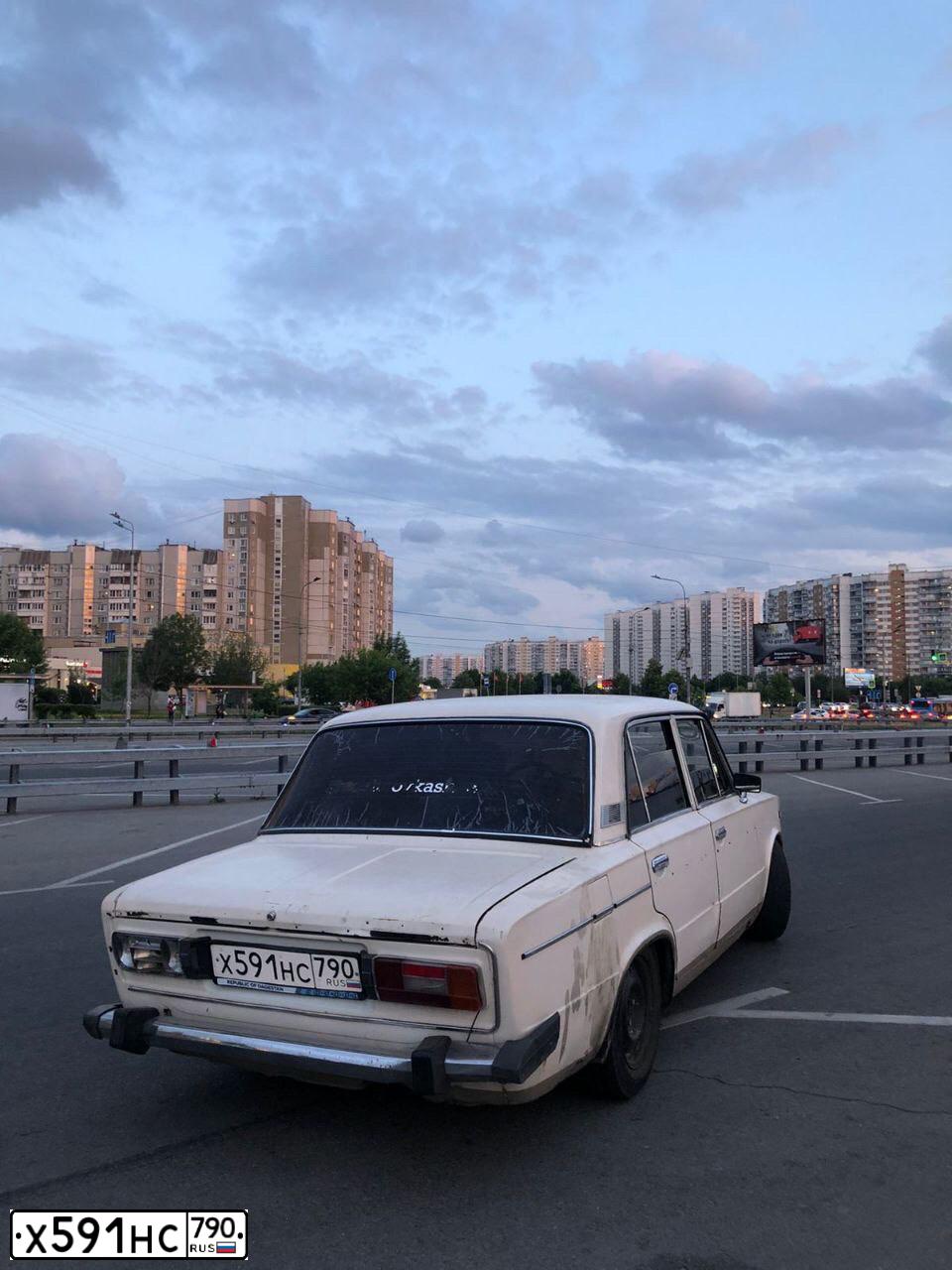 Фото автомобиля LADA 2106, 1991 — госномер Х591НС790. Цвет: Белый