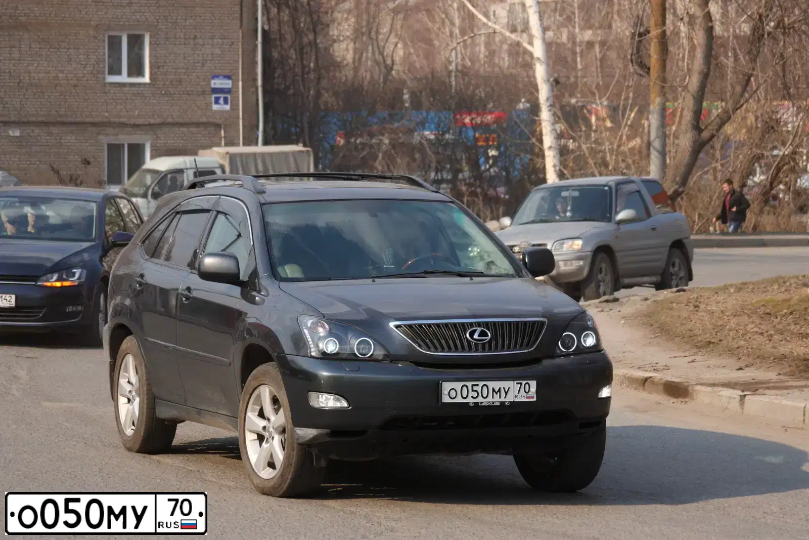 Фото автомобиля LEXUS S RX, 2003 — госномер У700КН154. Цвет: ТЕМНО СИНИЙ