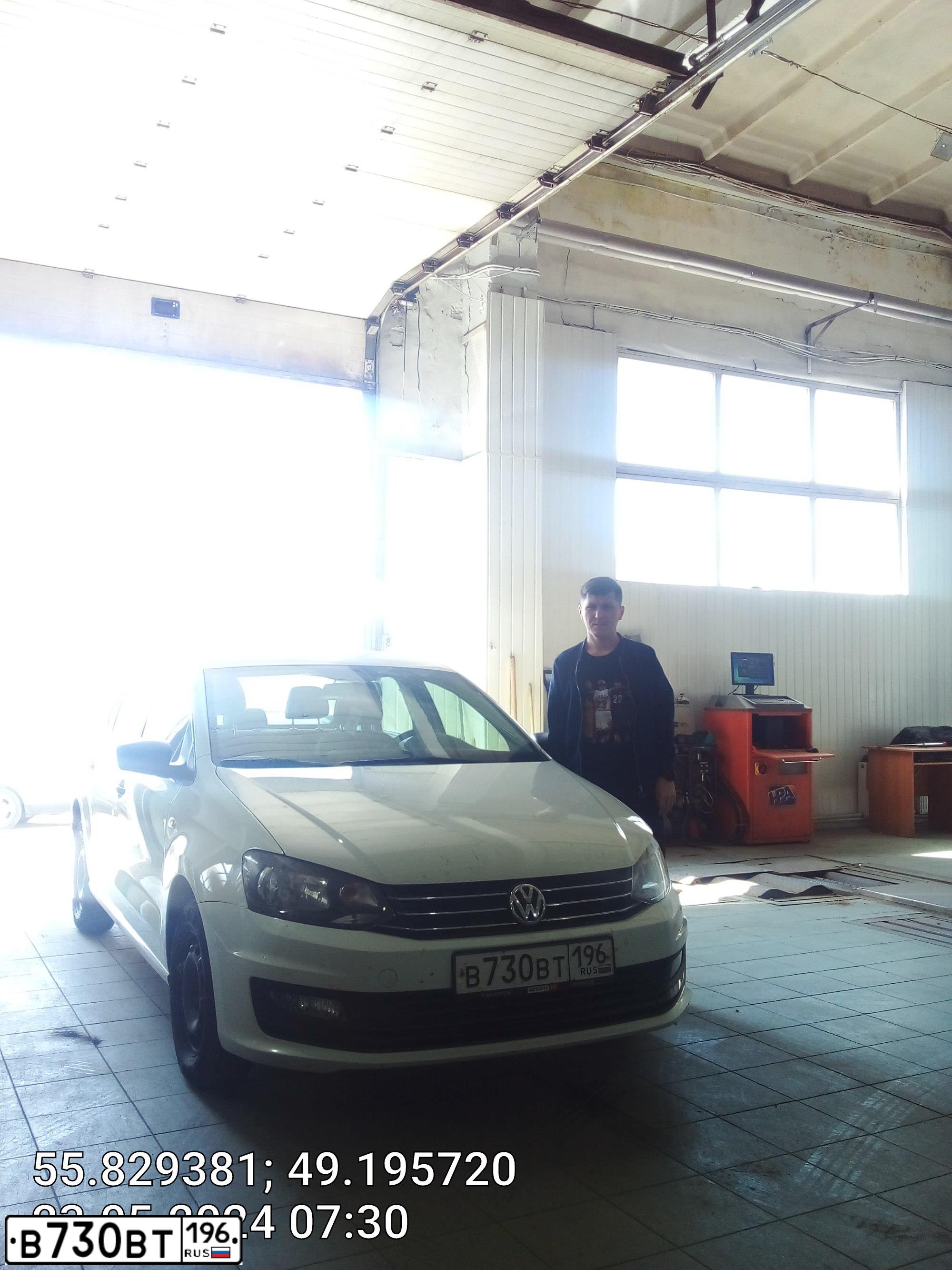 Фото автомобиля VOLKSWAGEN POLO, 2017 — госномер С902ХС716