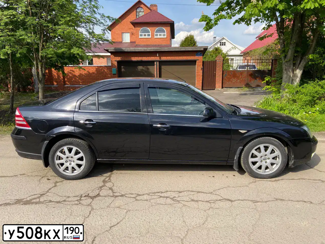 Фото автомобиля ФОРД МОНДЕО, 2006 — госномер Е839КУ790. Цвет: ЧЕРНЫЙ