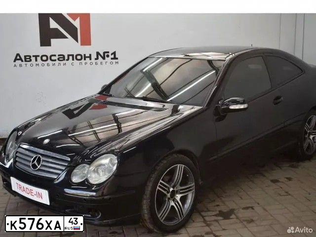 Фото автомобиля MERCEDES C-KLASSE, 2002 — госномер К576ХА43. Цвет: ЧЕРНЫЙ