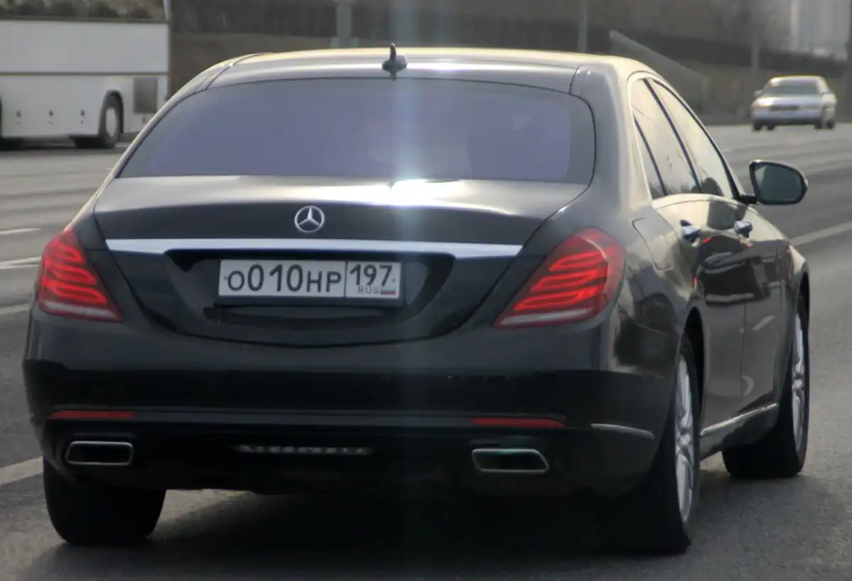 Фото автомобиля MERCEDES S-KLASSE, 2015 — госномер А300СУ797. Цвет: ЧЕРНЫЙ