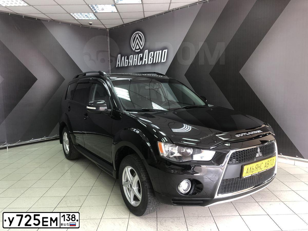 Фото автомобиля INFINITI QX70 /FX/, 2014 — госномер Е937КУ138. Цвет: Белый