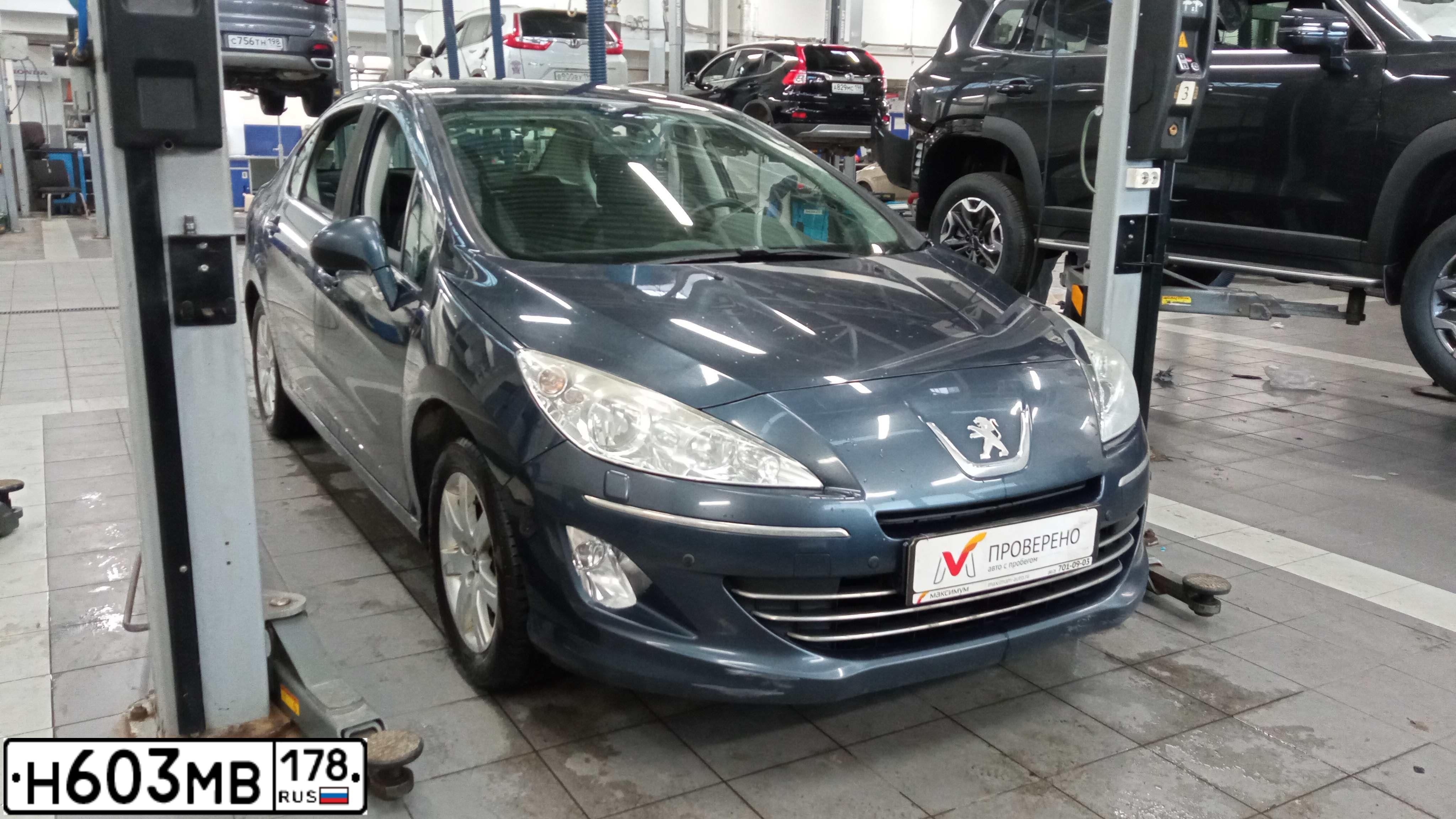 Фото автомобиля PEUGEOT 408, 2012 — госномер Н603МВ178. Цвет: ТЕМНО-СИНИЙ