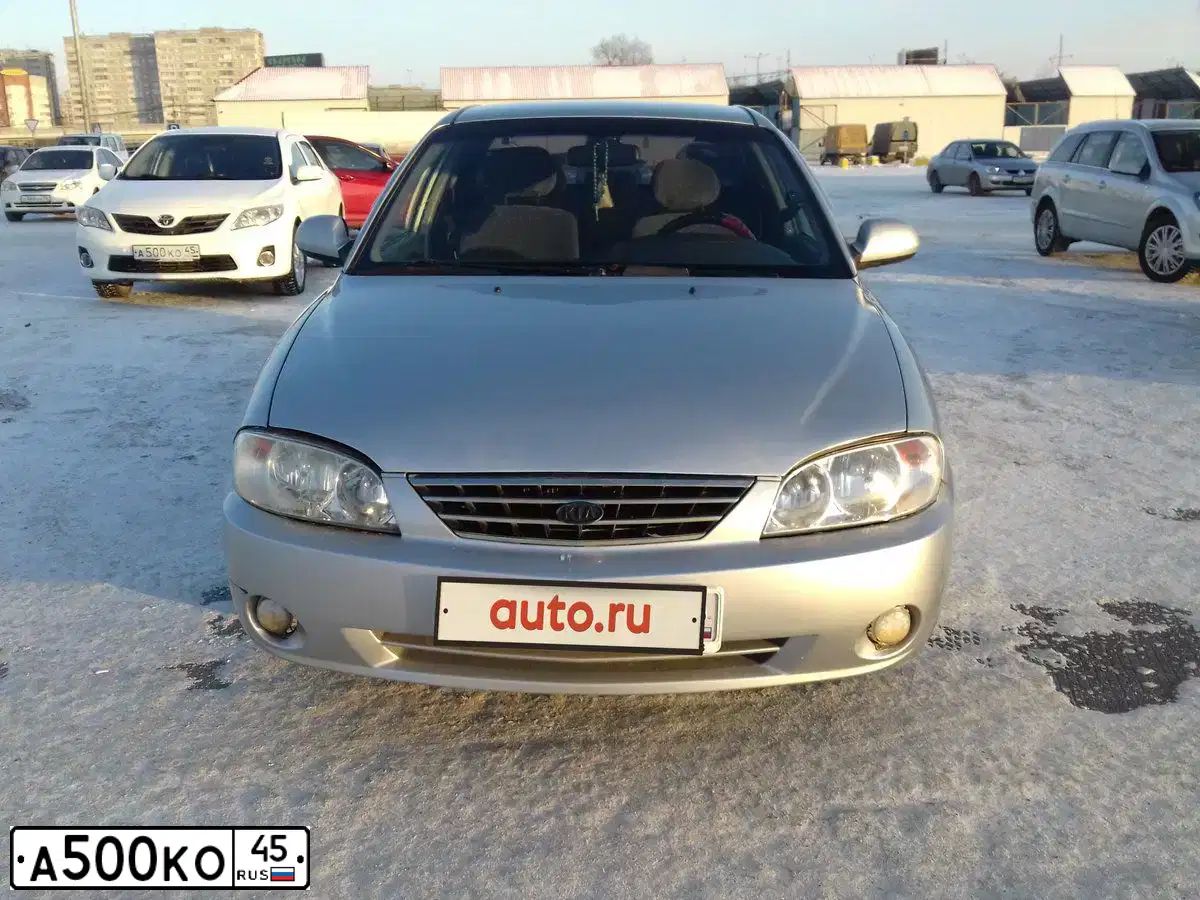 Фото автомобиля TOYOTA COROLLA, 2012 — госномер Р368КО45. Цвет: Белый