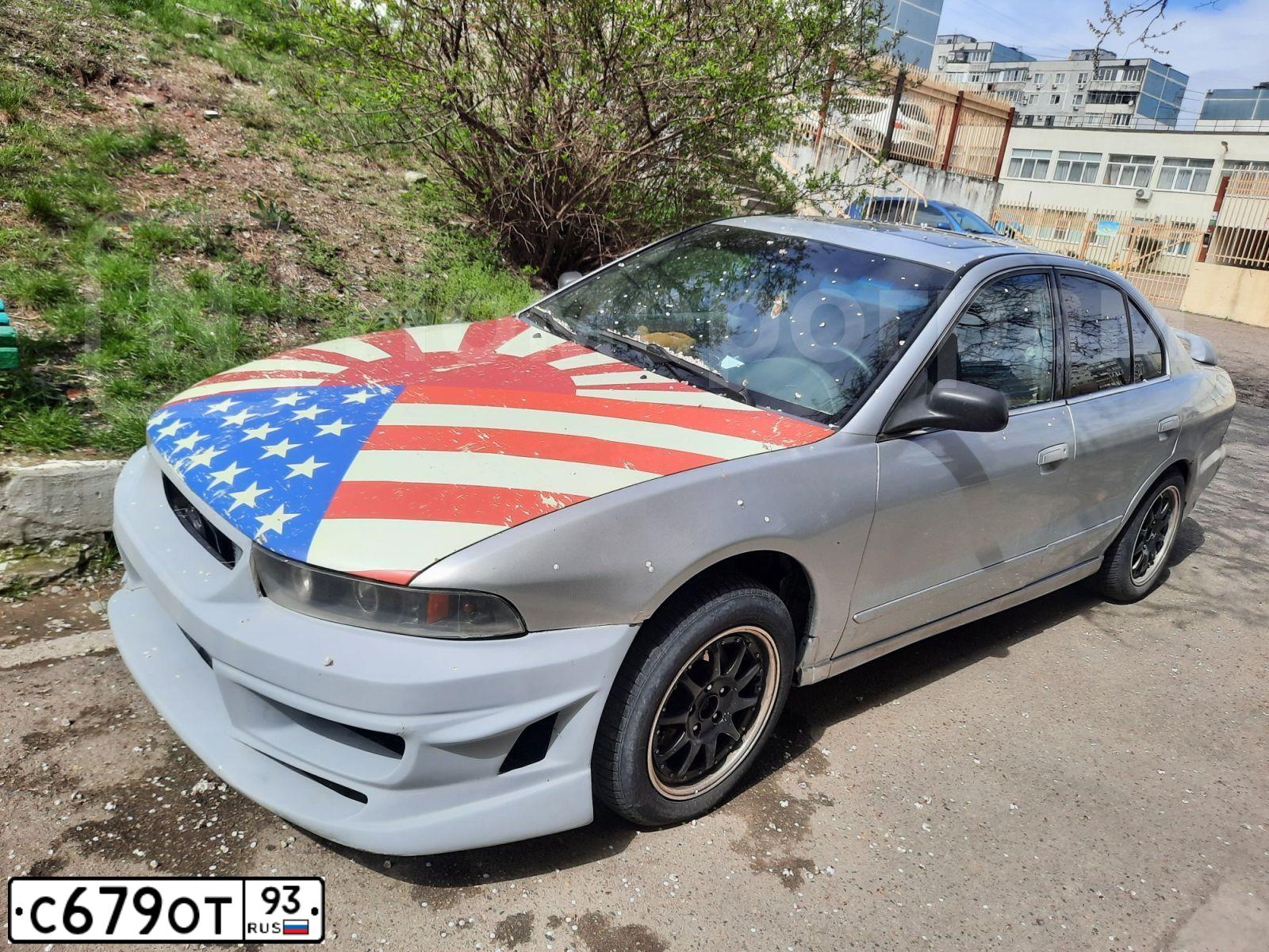 Фото автомобиля MITSUBISHI GALANT, 2002 — госномер Х606УВ193. Цвет: Серебристый