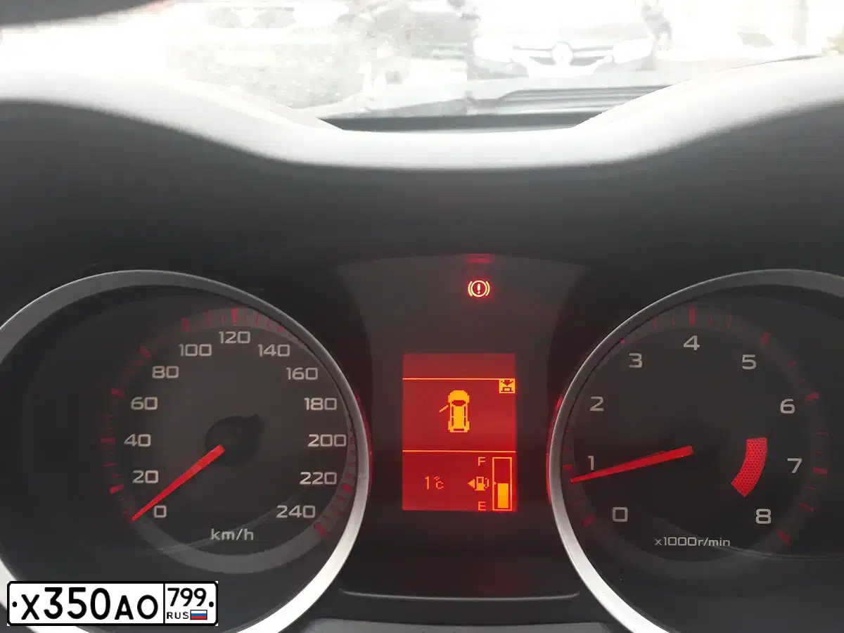 Фото автомобиля MITSUBISHI LANCER, 2008 — госномер У609СА71. Цвет: синий