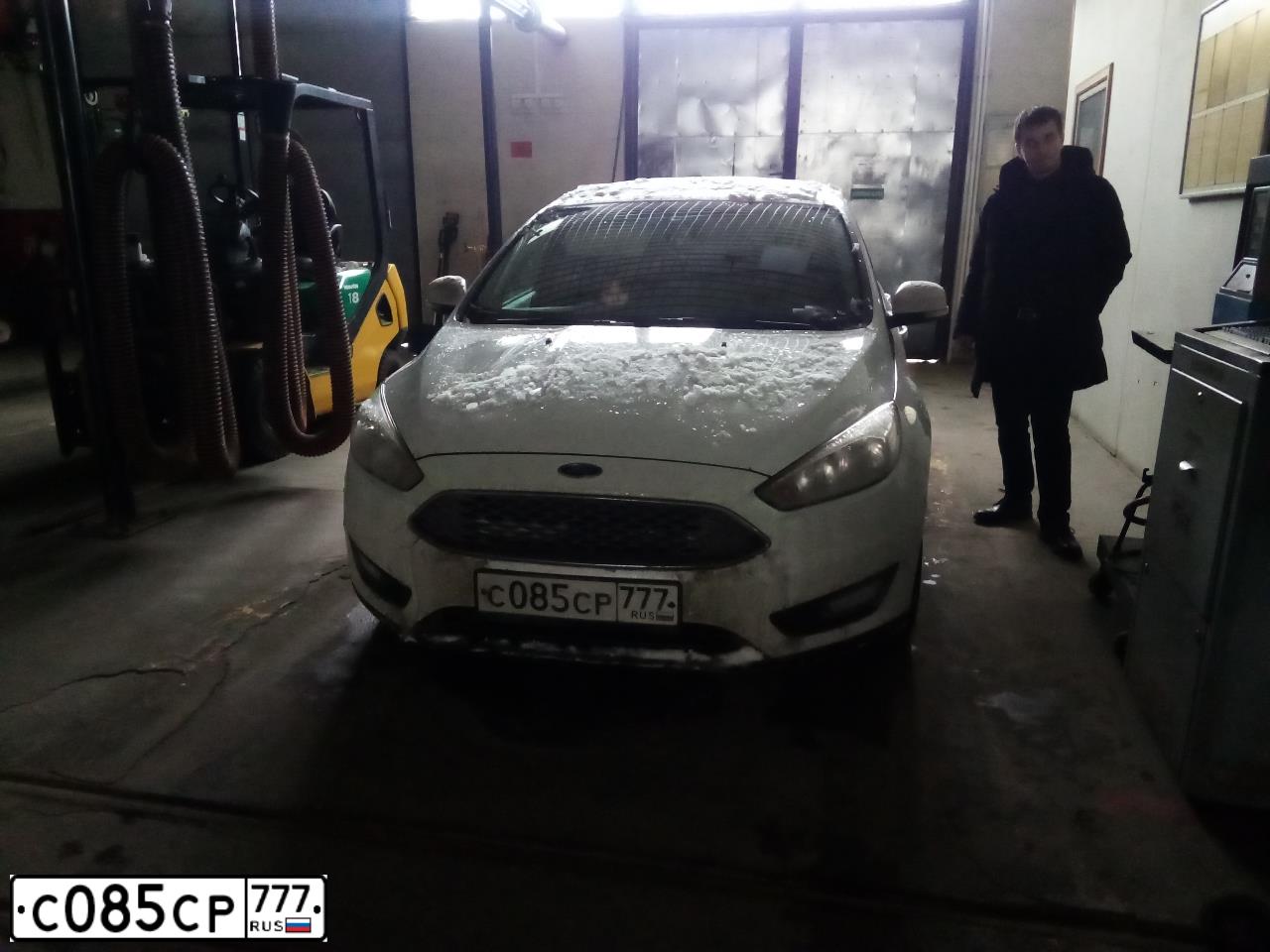 Фото автомобиля CITROEN C4, 2014 — госномер Е442СУ126. Цвет: Коричневый