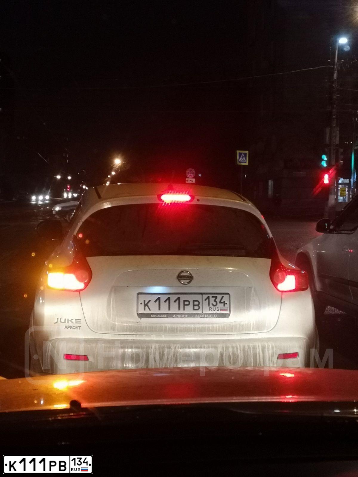 Фото автомобиля PEUGEOT 307, 2007 — госномер К111РВ134. Цвет: СЕРЕБРИСТЫЙ