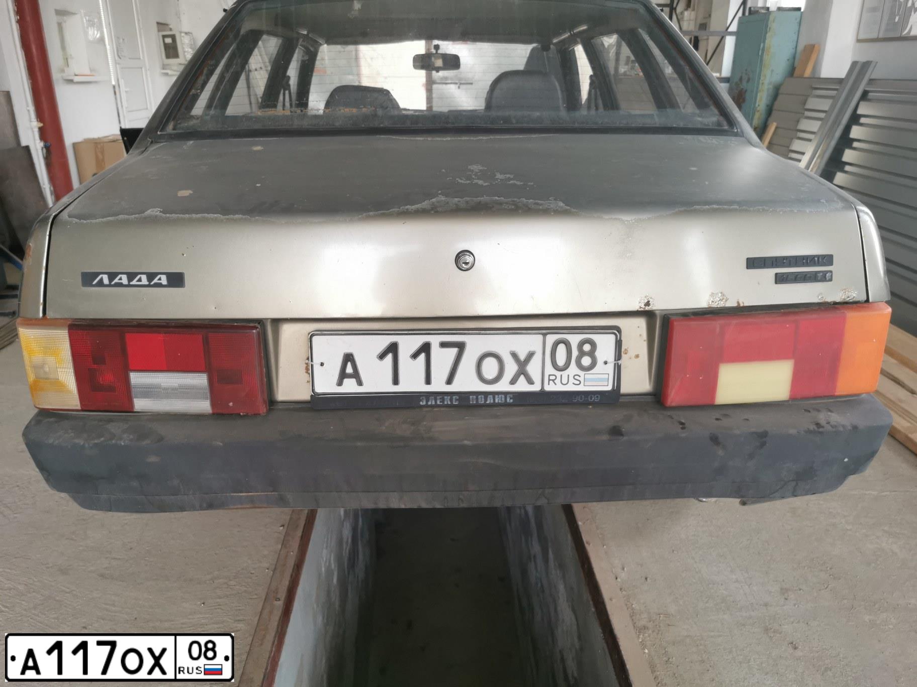 Фото автомобиля LADA 21099, 2001 — госномер Е748НН08. Цвет: СЕРЕБРИСТЫЙ СЕРО-ЗЕЛЕНЫЙ