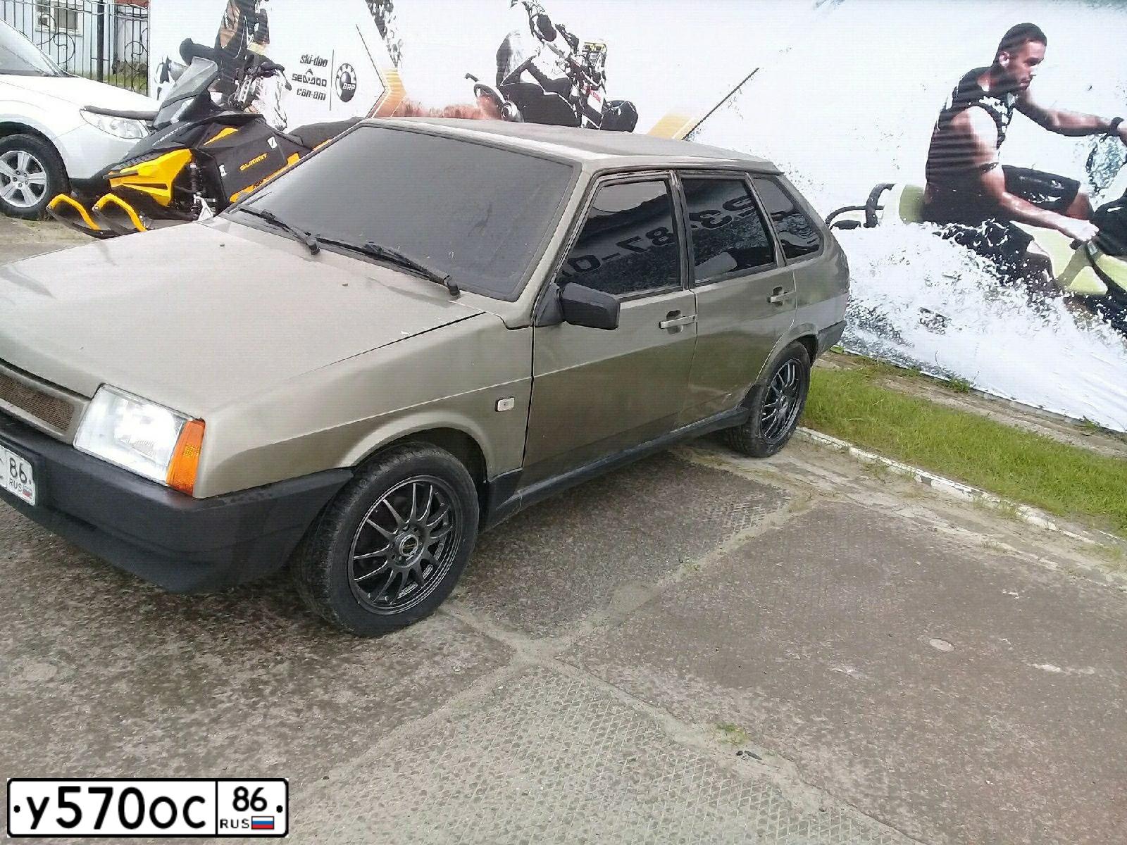 Фото автомобиля LADA 2109 SAMARA, 2002 — госномер У570ОС86. Цвет: СЕРЕБРИСТЫЙ СЕРО-ЗЕЛЕНЫЙ