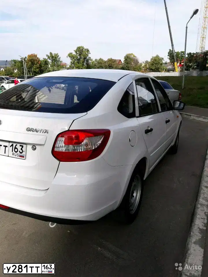 Фото автомобиля LADA 2191 GRANTA, 2015 — госномер У281ТТ163. Цвет: Белый