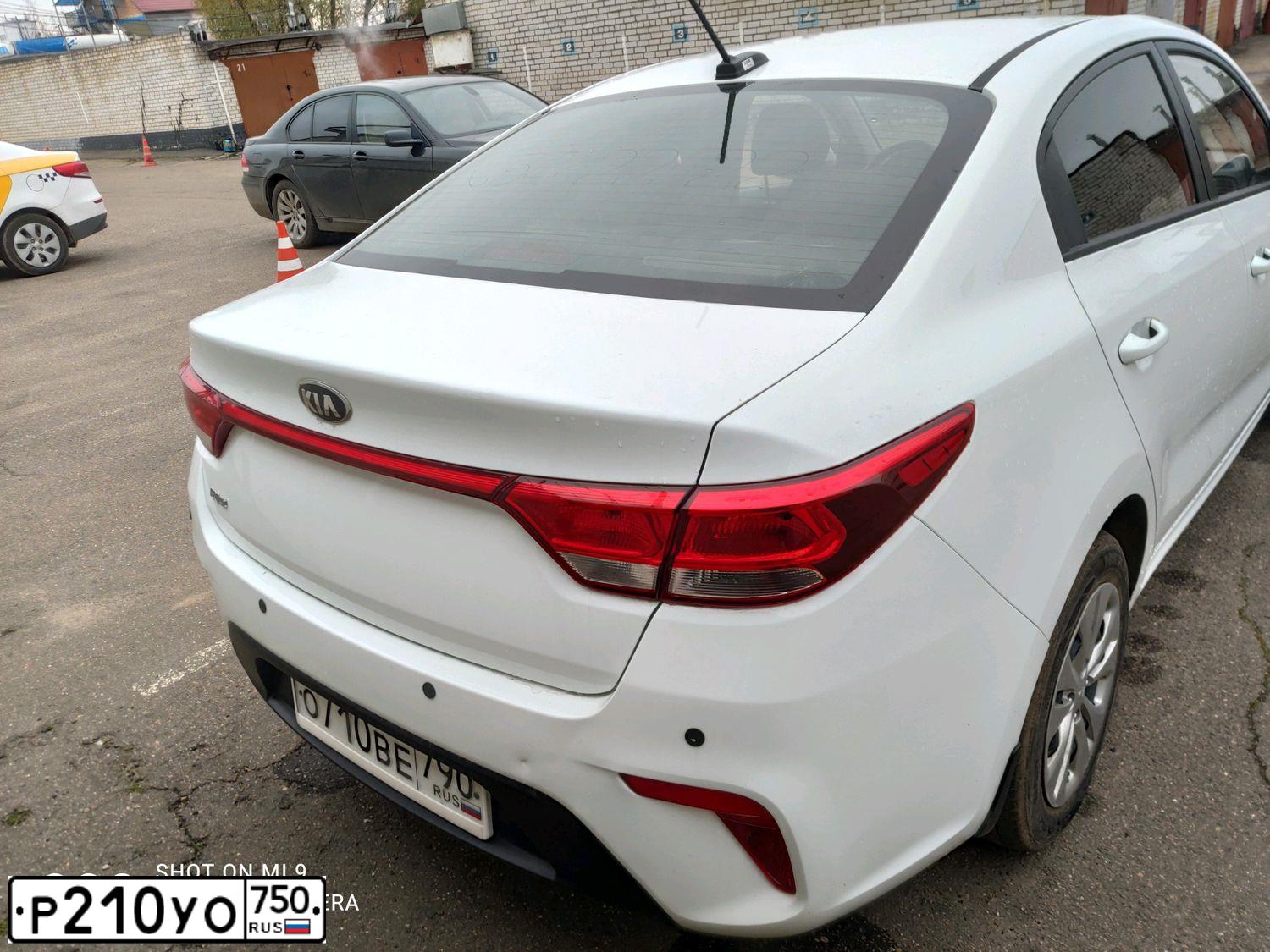 Фото автомобиля BMW SERIE 7, 2006 — госномер Р210УО750. Цвет: ЧЕРНЫЙ