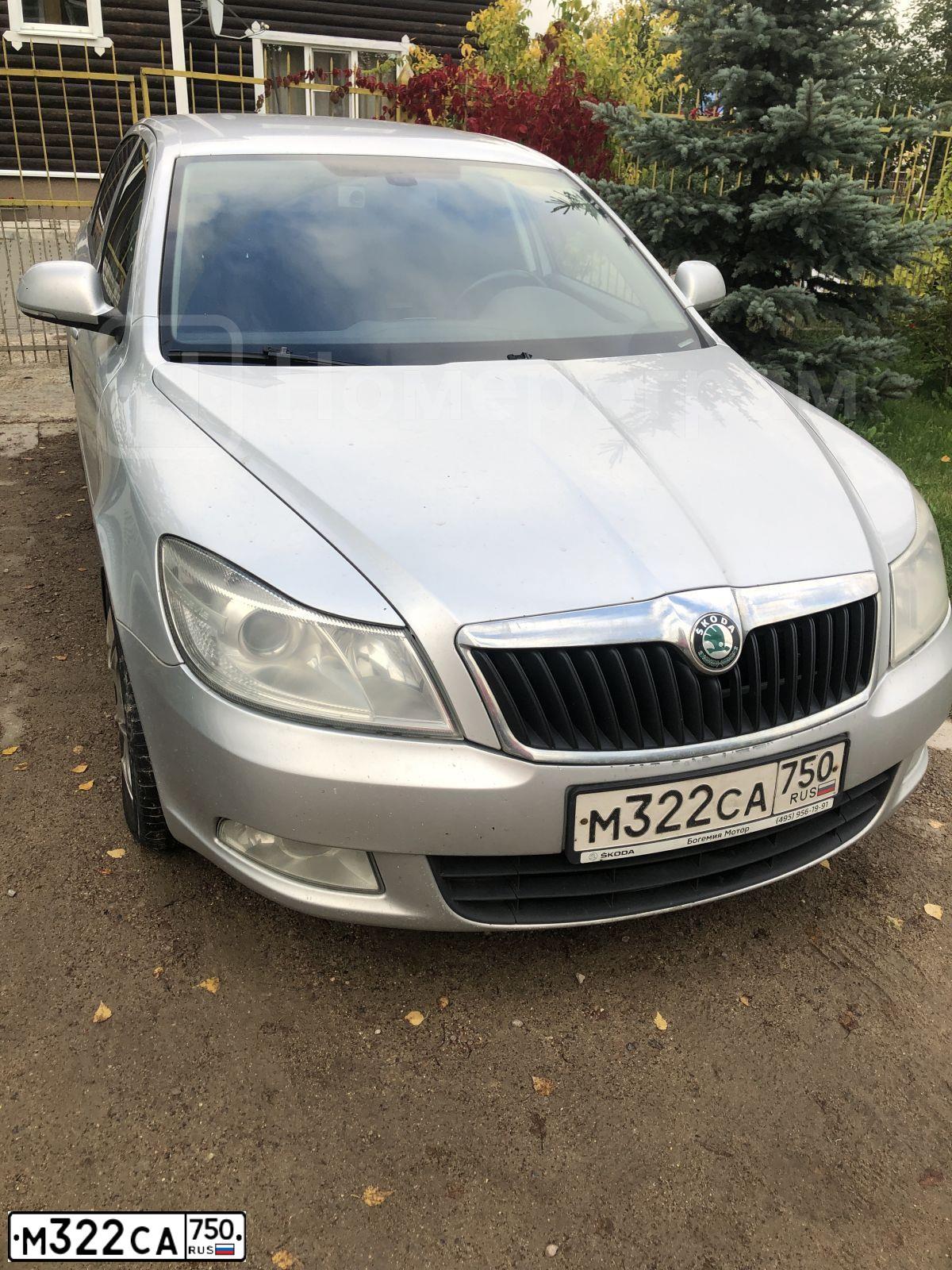 Фото автомобиля SKODA OCTAVIA, 2012 — госномер К738ХТ77. Цвет: Серебристый