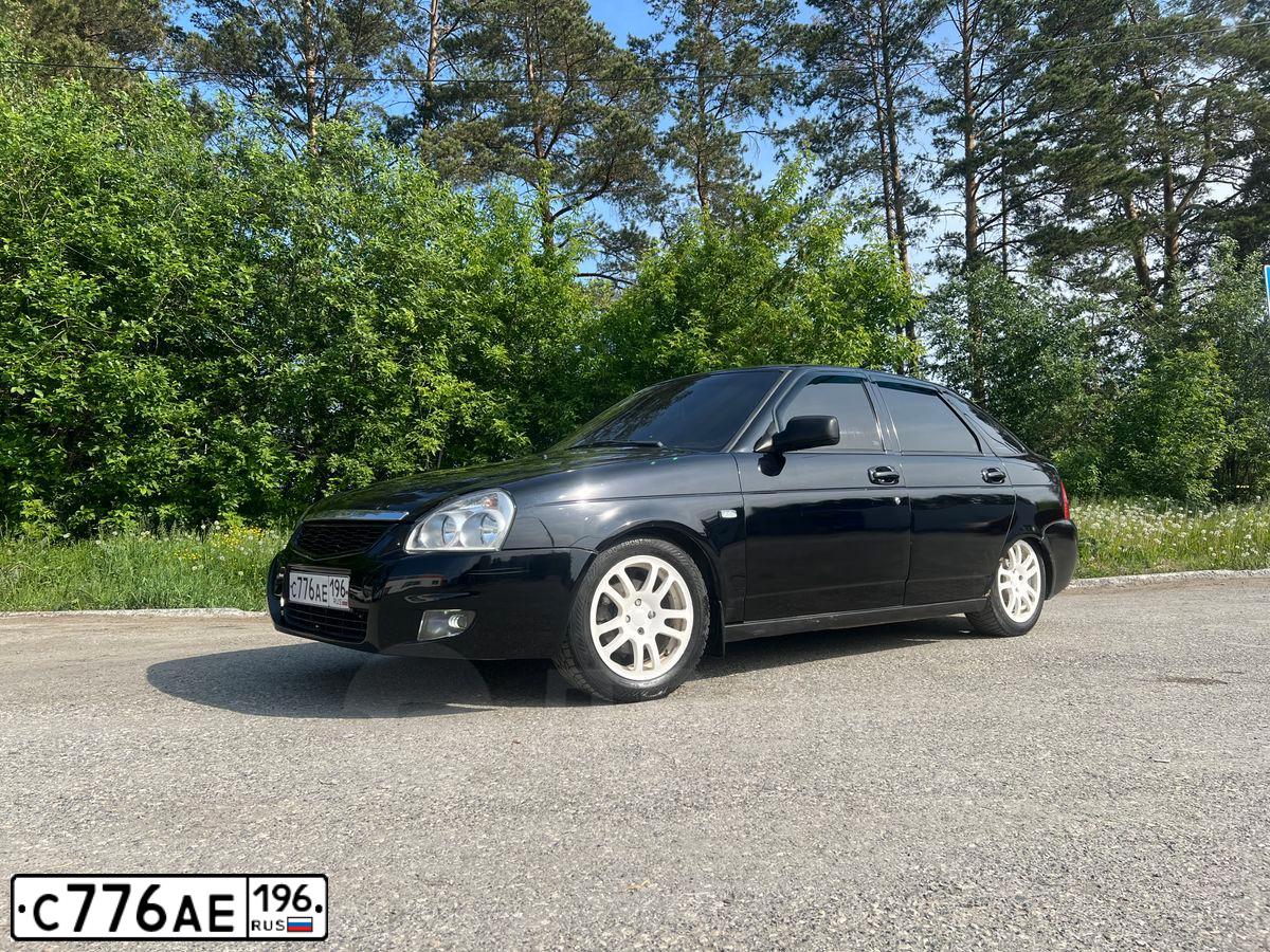 Фото автомобиля LADA 2172 PRIORA, 2009 — госномер С776АЕ196. Цвет: Сине-Черный