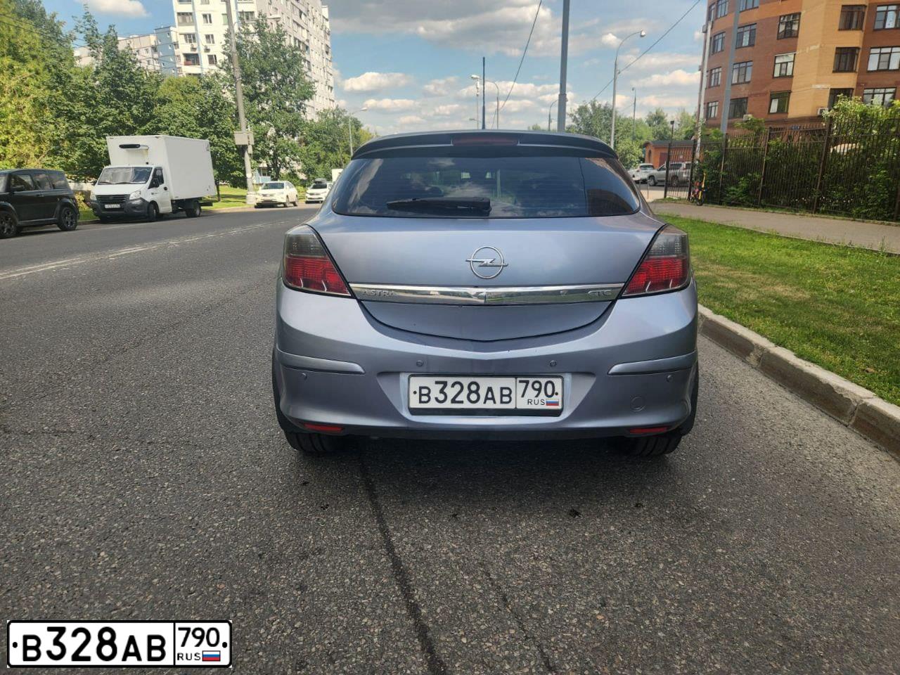 Фото автомобиля OPEL ASTRA, 2007 — госномер Е370ОО761