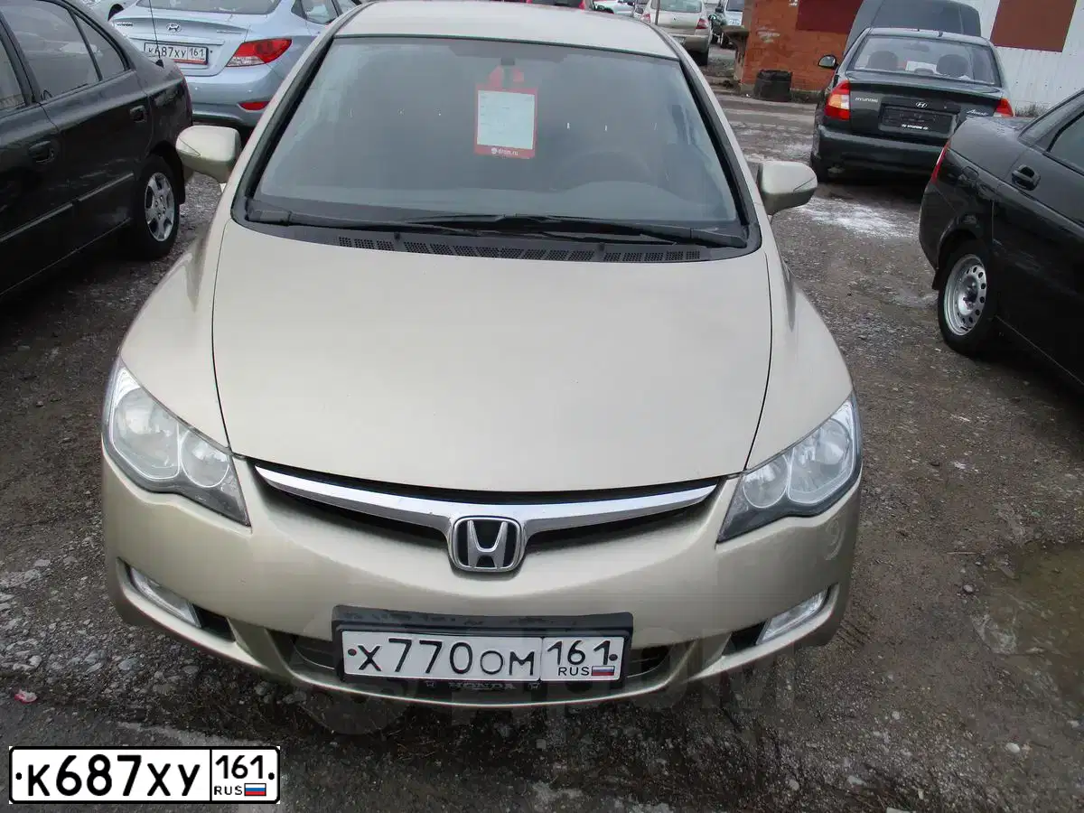 Фото автомобиля HYUNDAI SOLARIS, 2011 — госномер К180КН180. Цвет: СЕРО-ГОЛУБОЙ