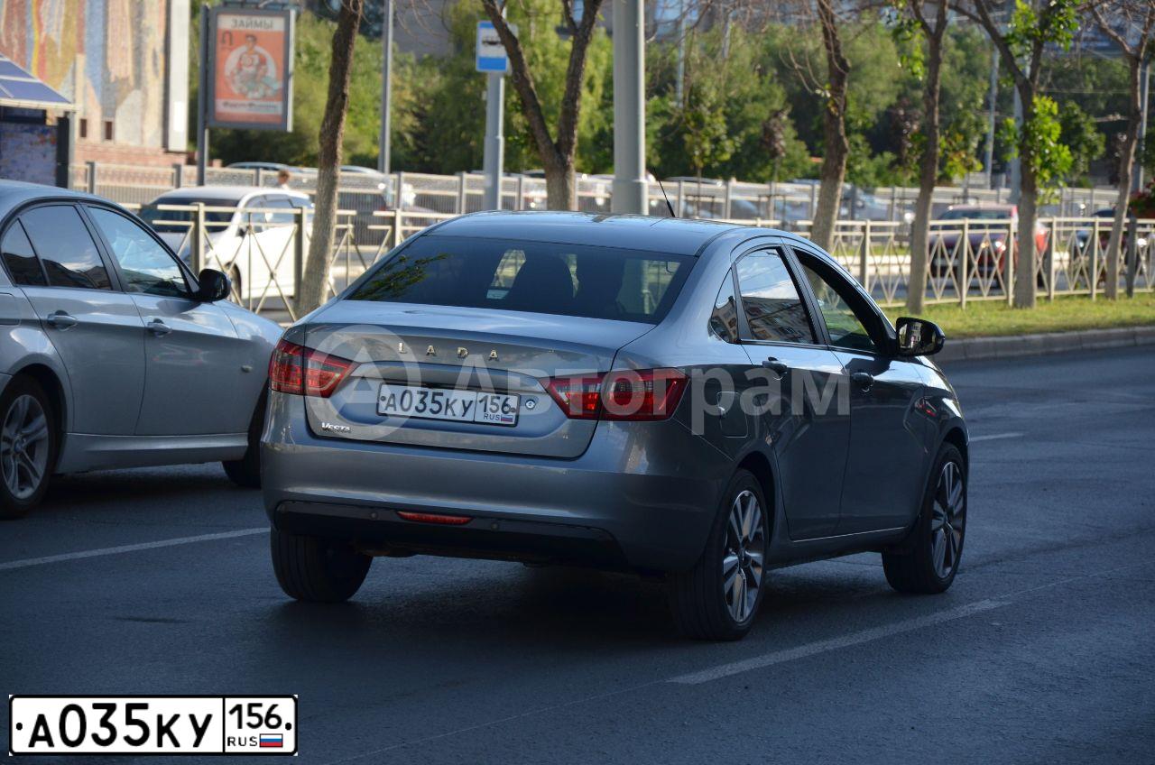Фото автомобиля LADA VESTA, 2017 — госномер А035КУ156. Цвет: СЕРЫЙ