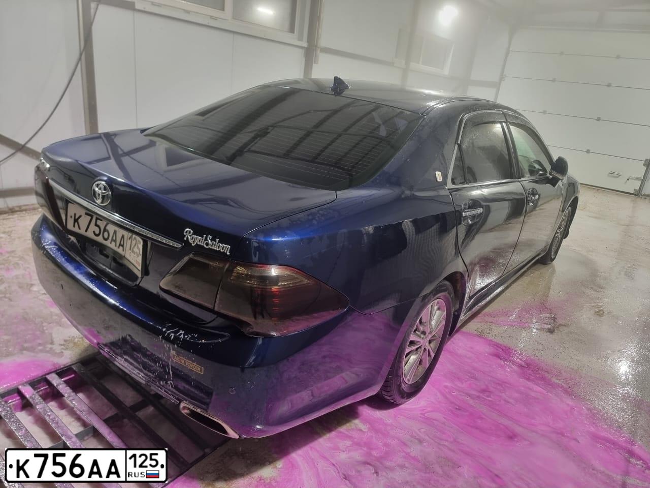 Фото автомобиля TOYOTA CROWN, 2011 — госномер Х421НМ14