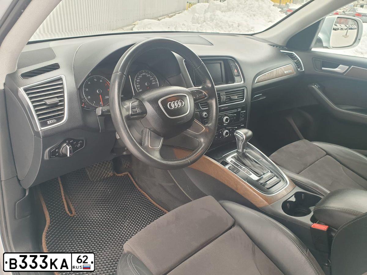 Фото автомобиля LEXUS NX, 2016 — госномер Е693ТМ62. Цвет: СВЕТЛО-СЕРЫЙ