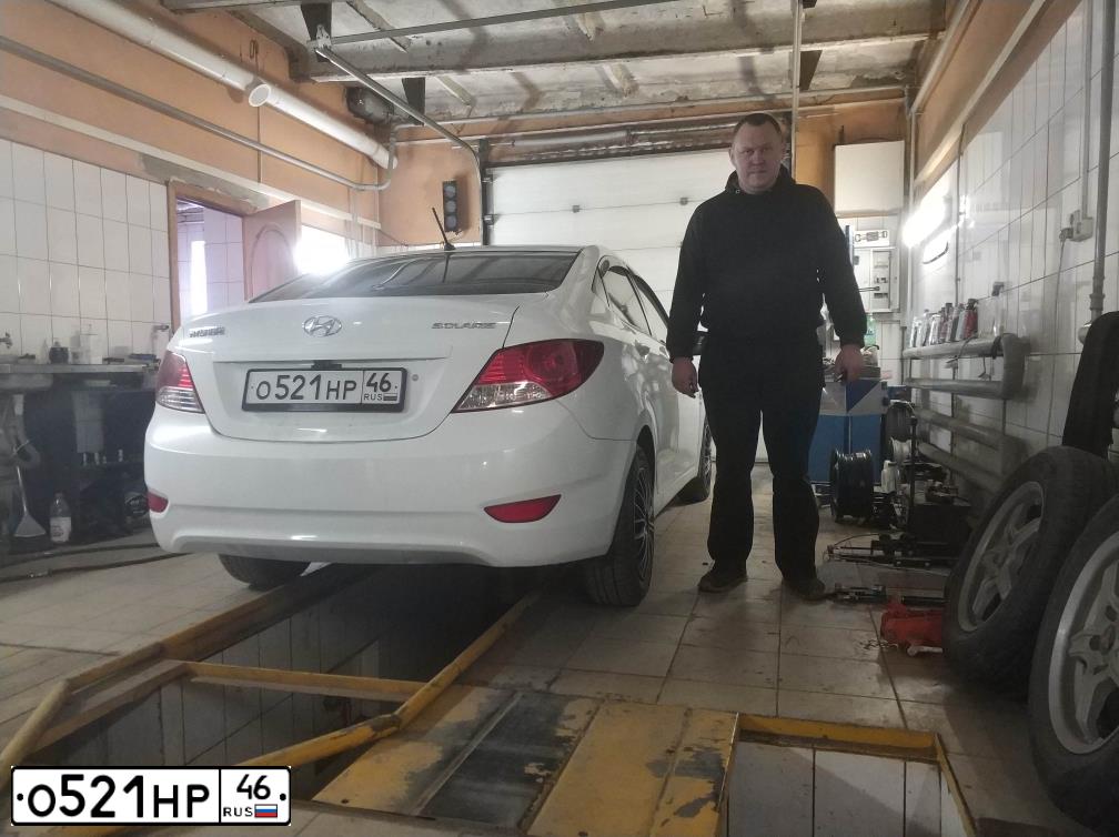 Фото автомобиля HYUNDAI SOLARIS, 2011 — госномер Р373ЕТ68. Цвет: Белый