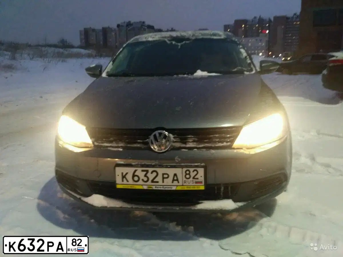 Фото автомобиля VOLKSWAGEN JETTA, 2012 — госномер Р429КА73