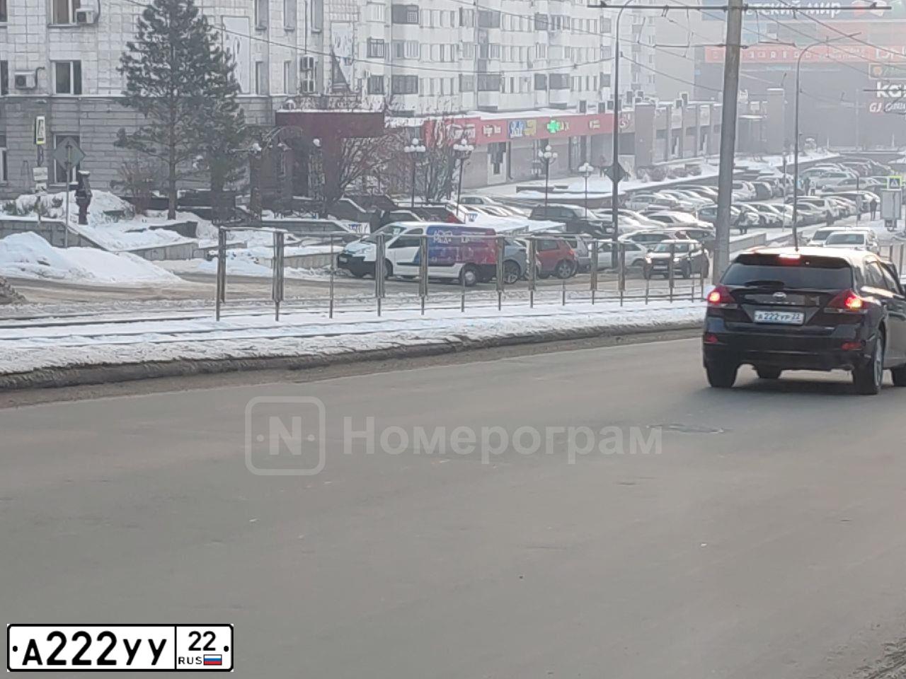 Фото автомобиля LADA 2106 LADA, 2002 — госномер А222УУ22. Цвет: Красный