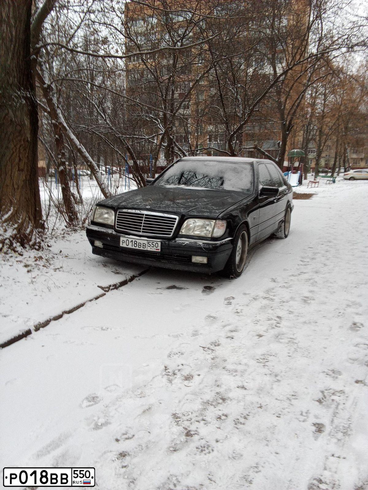 Фото автомобиля MERCEDES S-KLASSE, 1998 — госномер Р018ВВ550. Цвет: ЧЕРНЫЙ